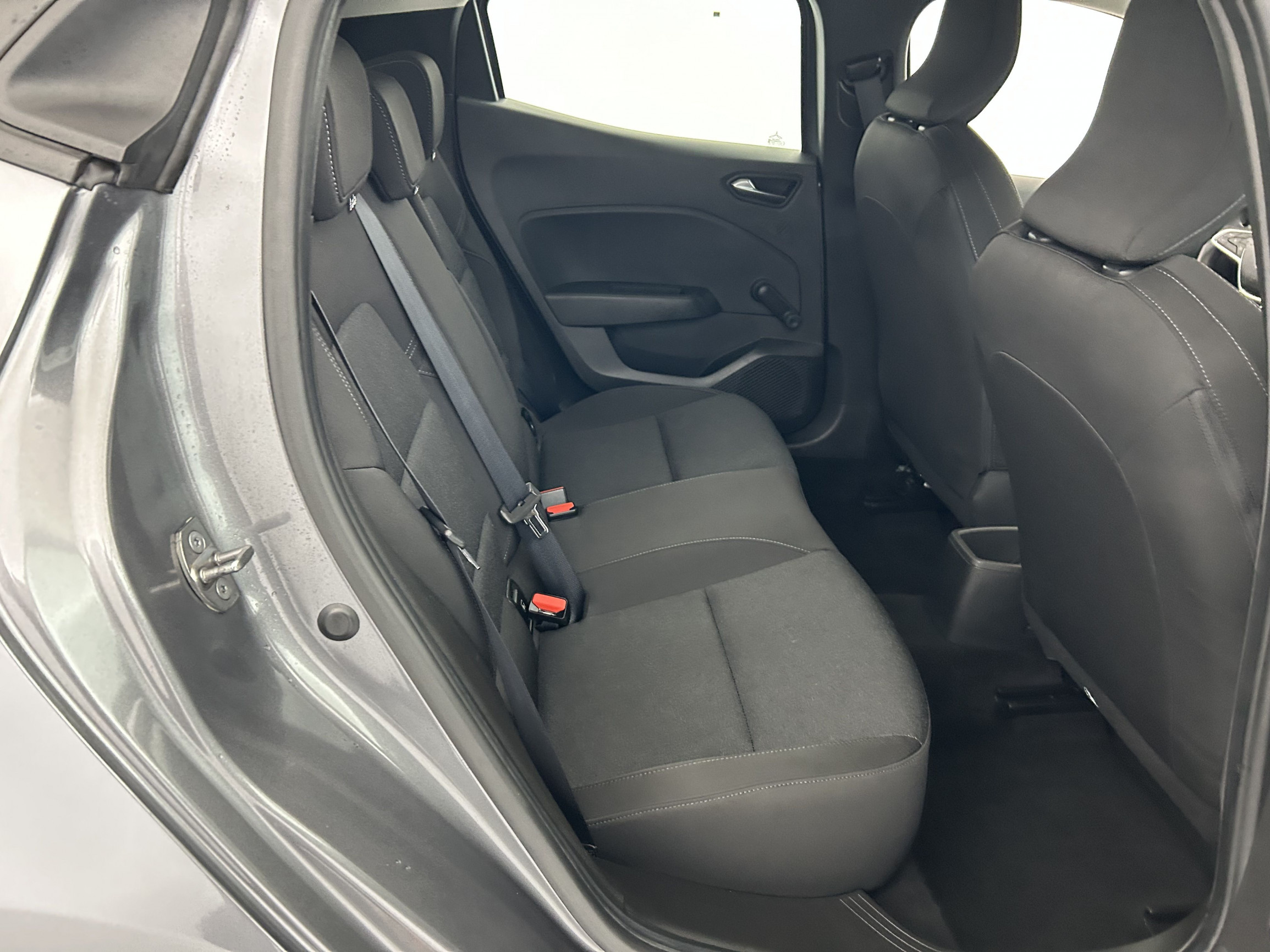 Vente en ligne Renault Clio 5 Clio TCe 90 au prix de 14 270 €