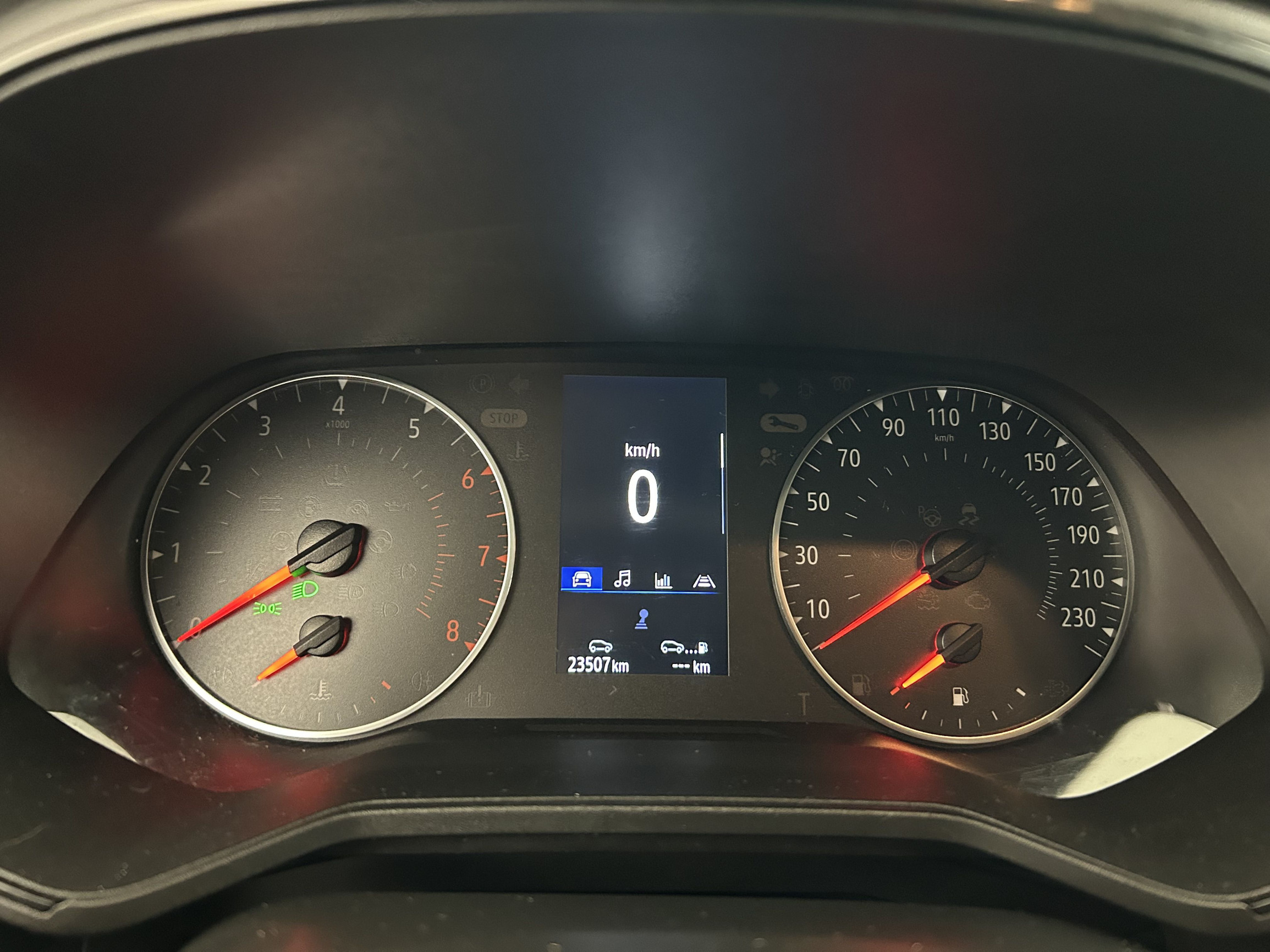 Vente en ligne Renault Clio 5 Clio TCe 90 au prix de 14 270 €