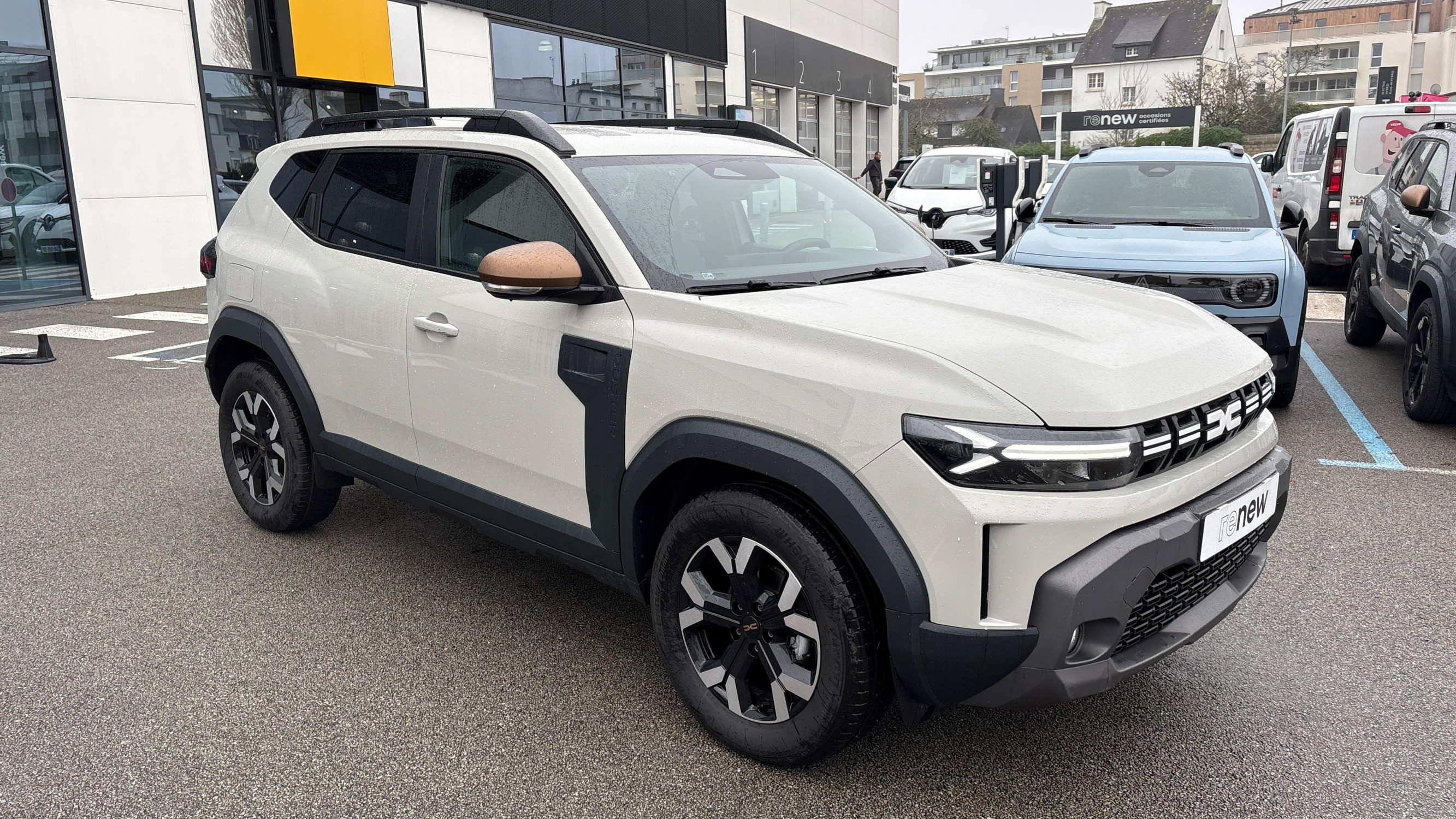 Vente en ligne Dacia Duster  ECO-G 100 au prix de 23 270 €