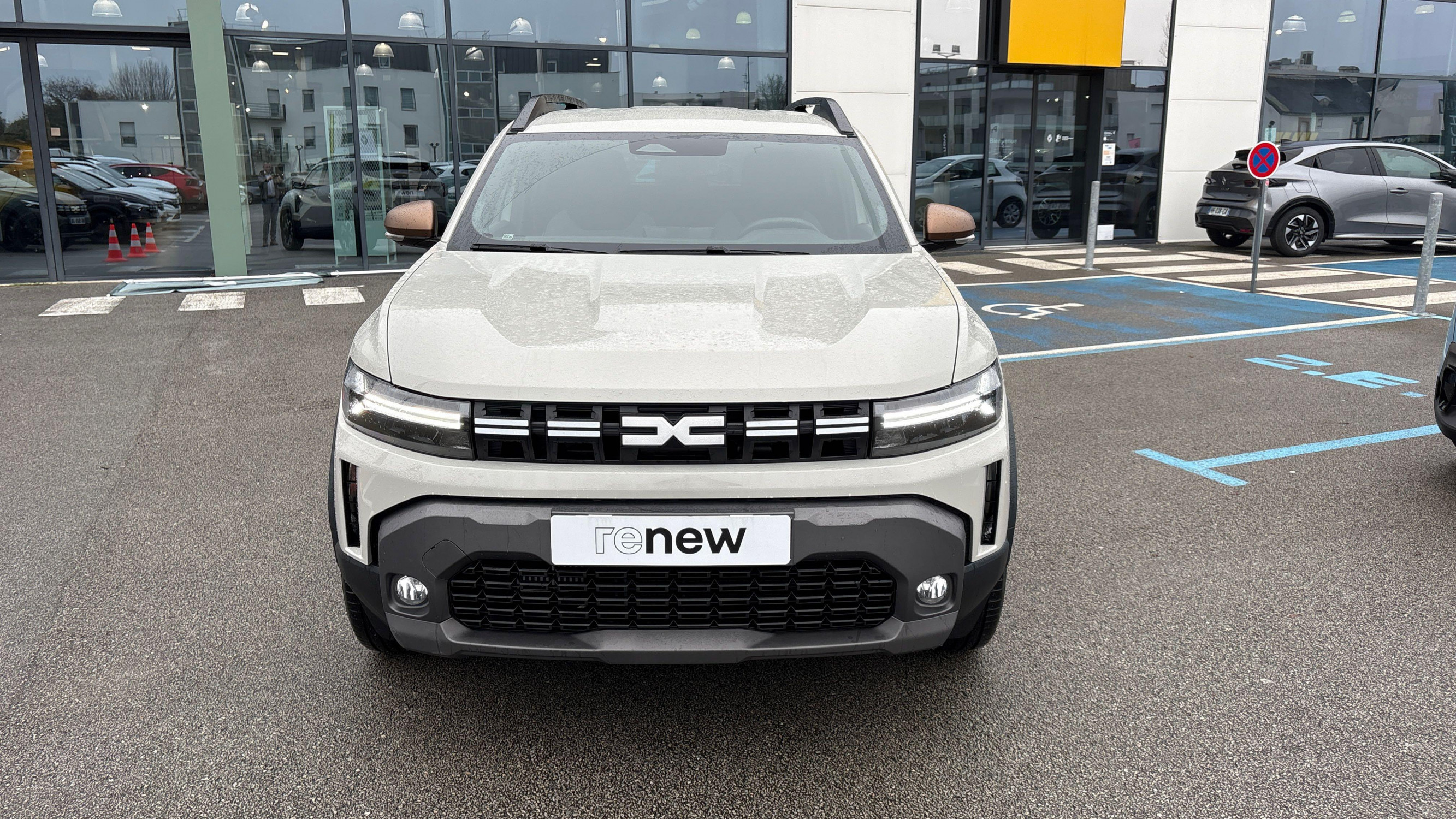 Vente en ligne Dacia Duster  ECO-G 100 au prix de 23 270 €