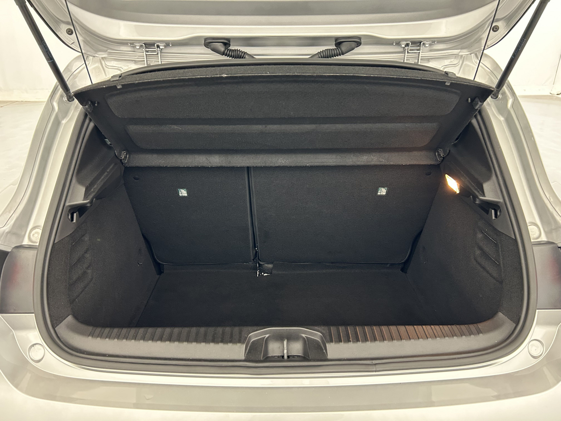 Vente en ligne Renault Clio 5 Clio TCe 90 - 21N au prix de 15 590 €