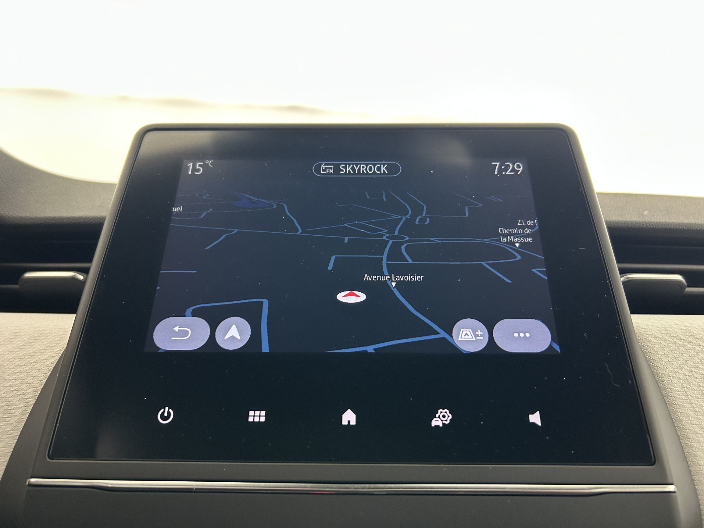 Vente en ligne Renault Clio 5 Clio TCe 90 - 21N au prix de 15 590 €