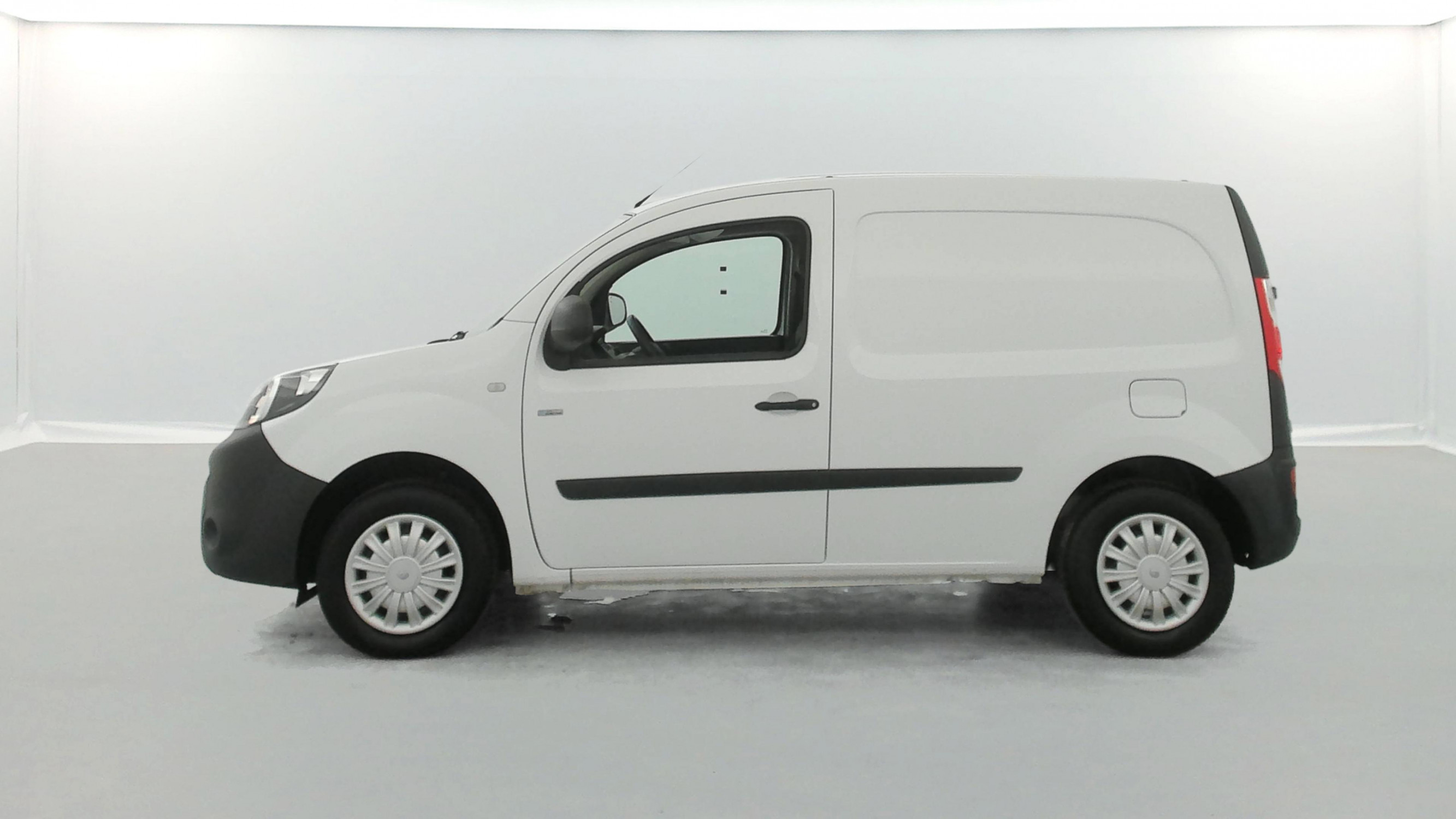 Vente en ligne Renault Kangoo Electrique KANGOO Z.E. 33 au prix de 9 990 €