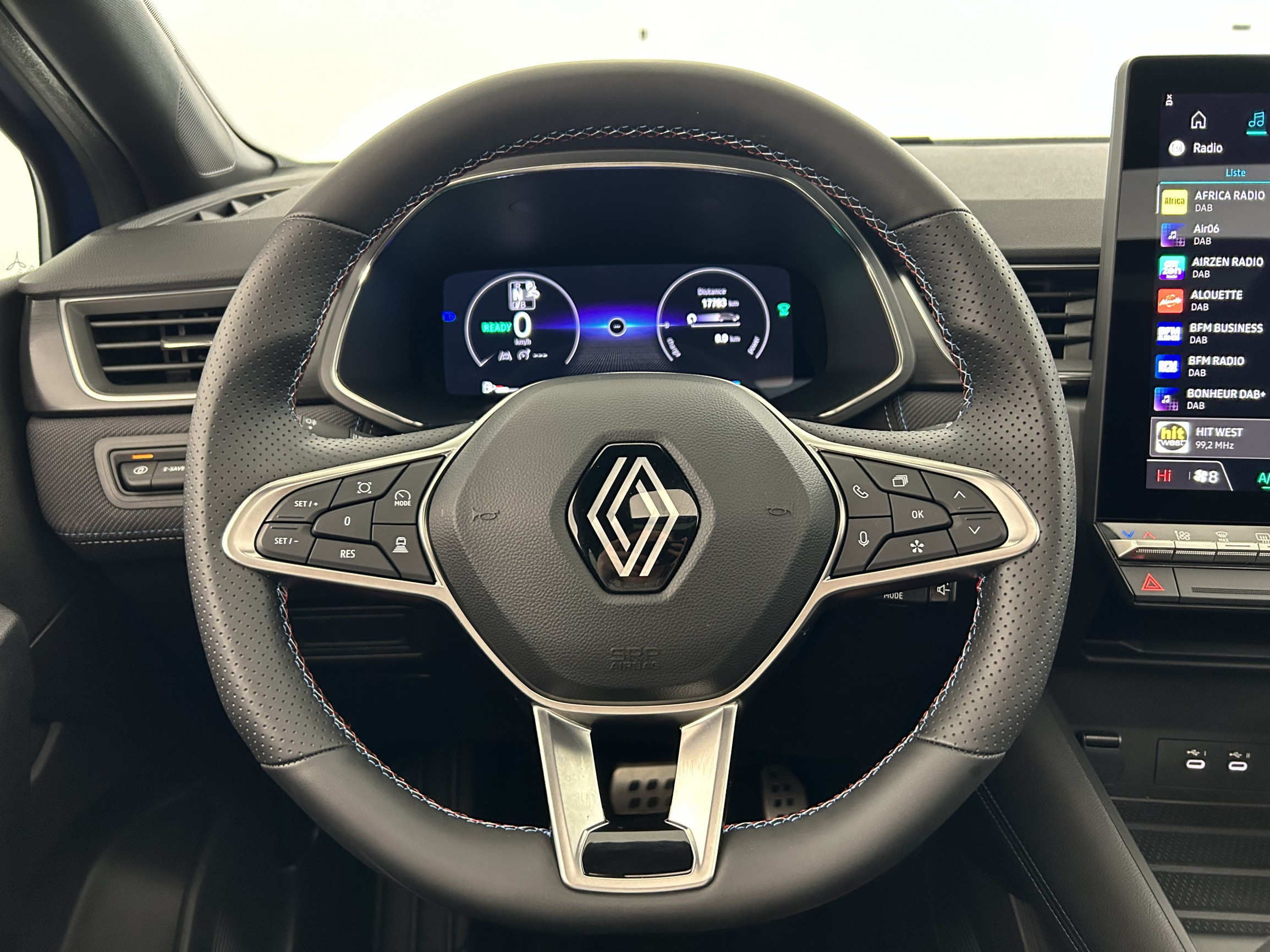 Vente en ligne Renault Captur  E-Tech full hybrid 145 ch au prix de 28 770 €