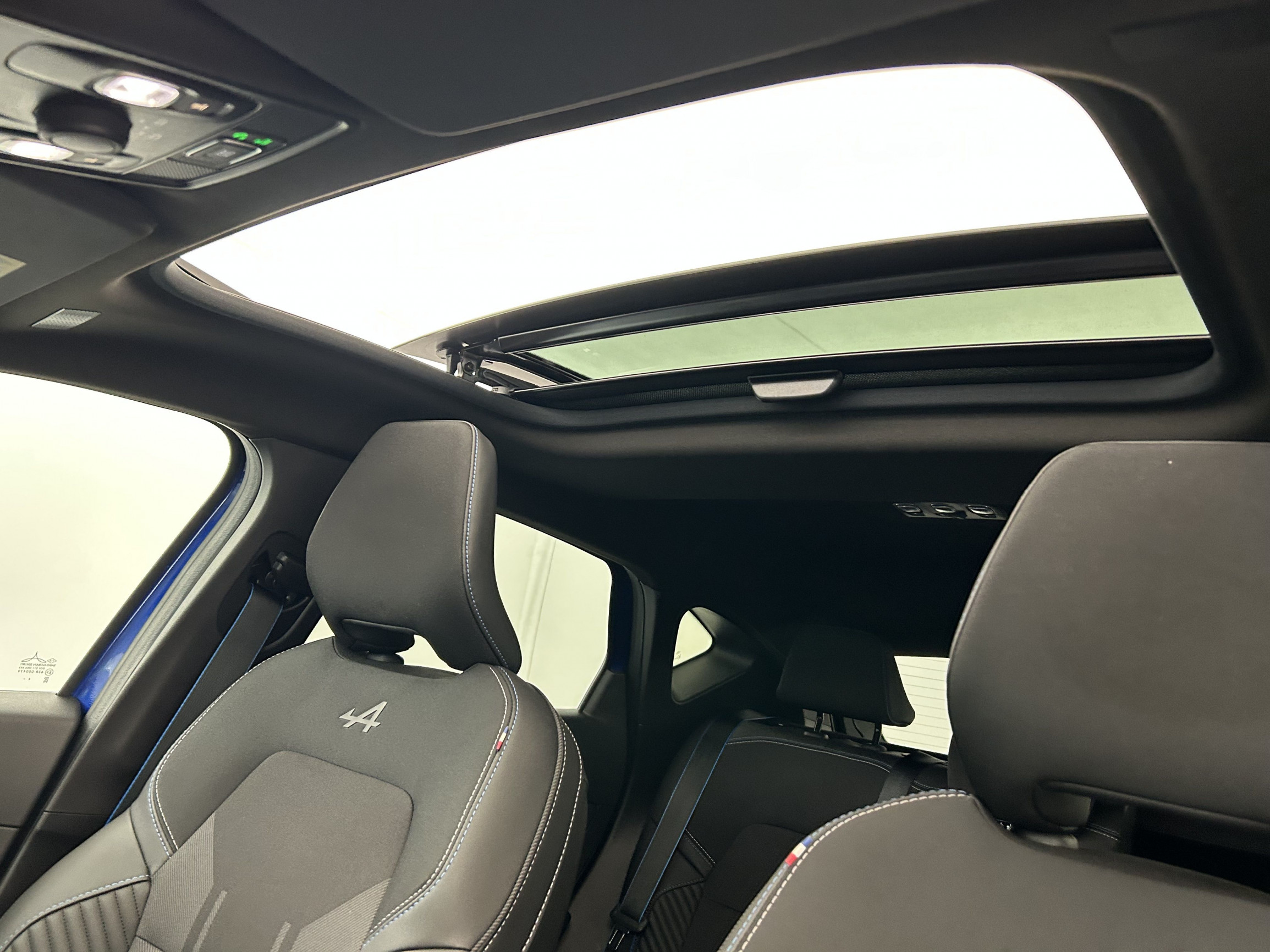 Vente en ligne Renault Captur  E-Tech full hybrid 145 ch au prix de 28 770 €