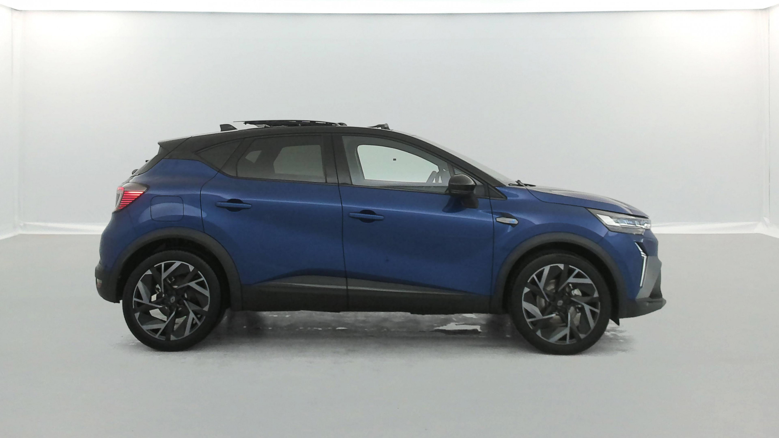 Vente en ligne Renault Captur  E-Tech full hybrid 145 ch au prix de 28 770 €