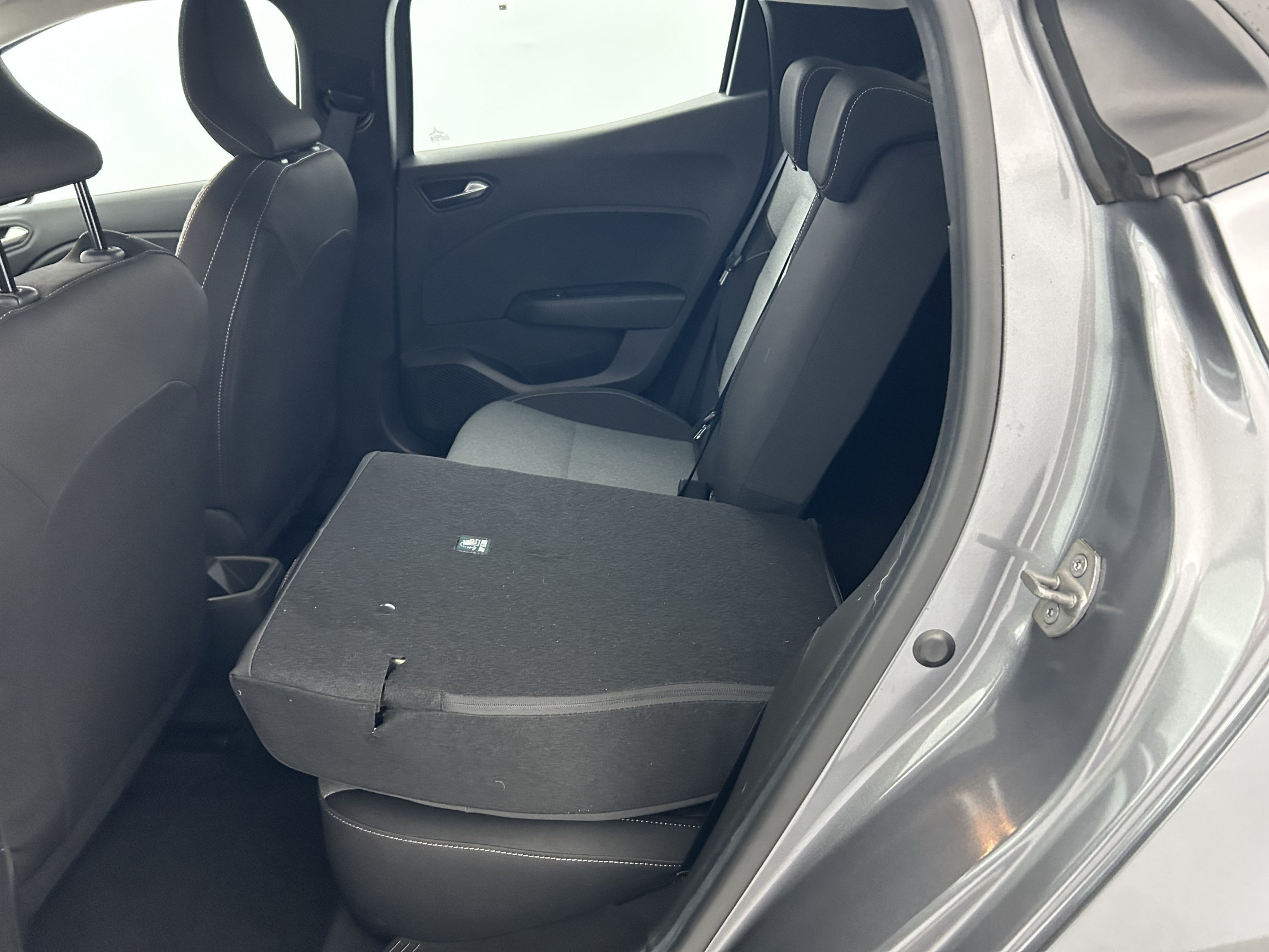 Vente en ligne Renault Clio 5 Clio SCe 65 au prix de 13 690 €