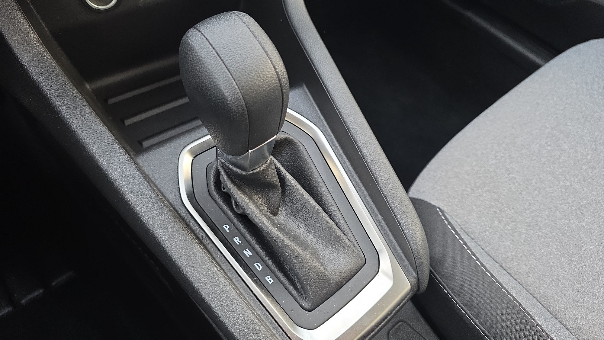 Vente en ligne Renault Clio 5 Clio E-Tech full hybrid 145 ch GSR2 au prix de 20 790 €