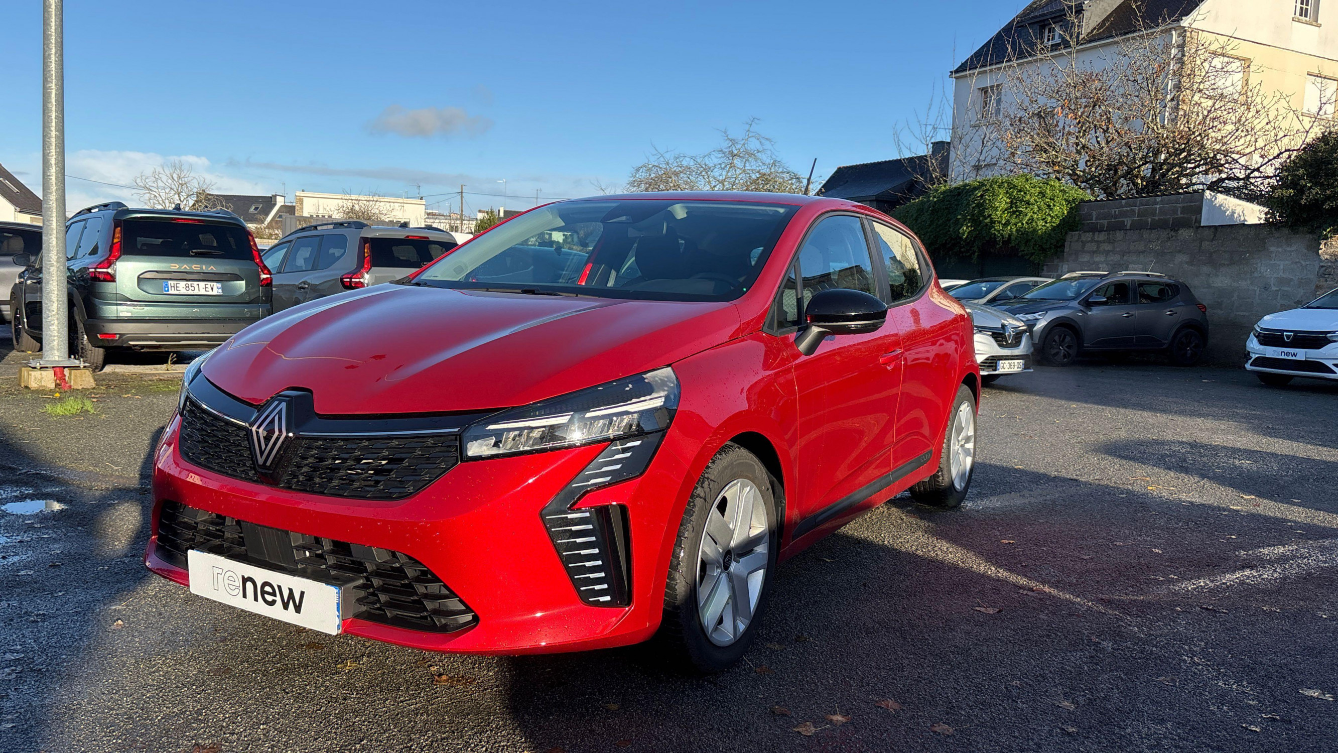 Renault Clio 5 Clio E-Tech full hybrid 145 occasion de 2025 en vente à Vannes