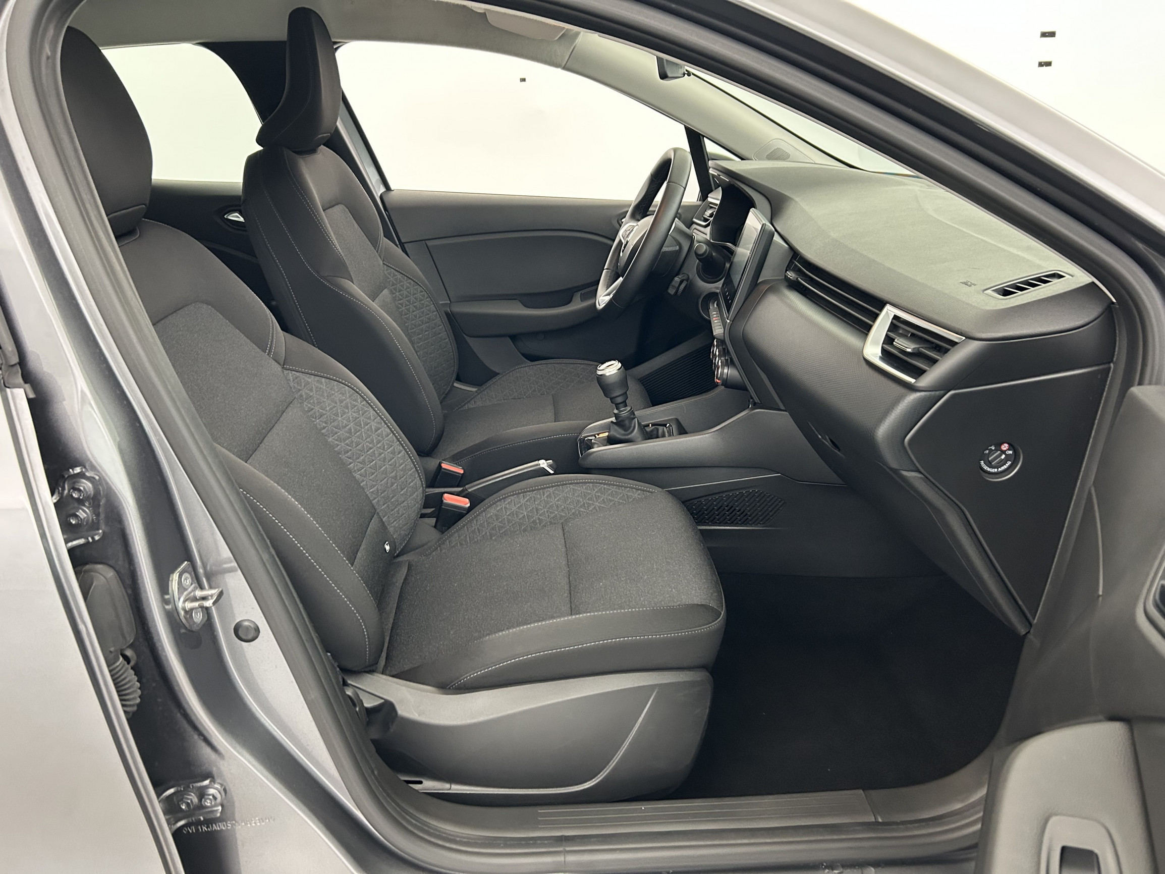 Vente en ligne Renault Clio 5 Clio TCe 90 au prix de 13 990 €