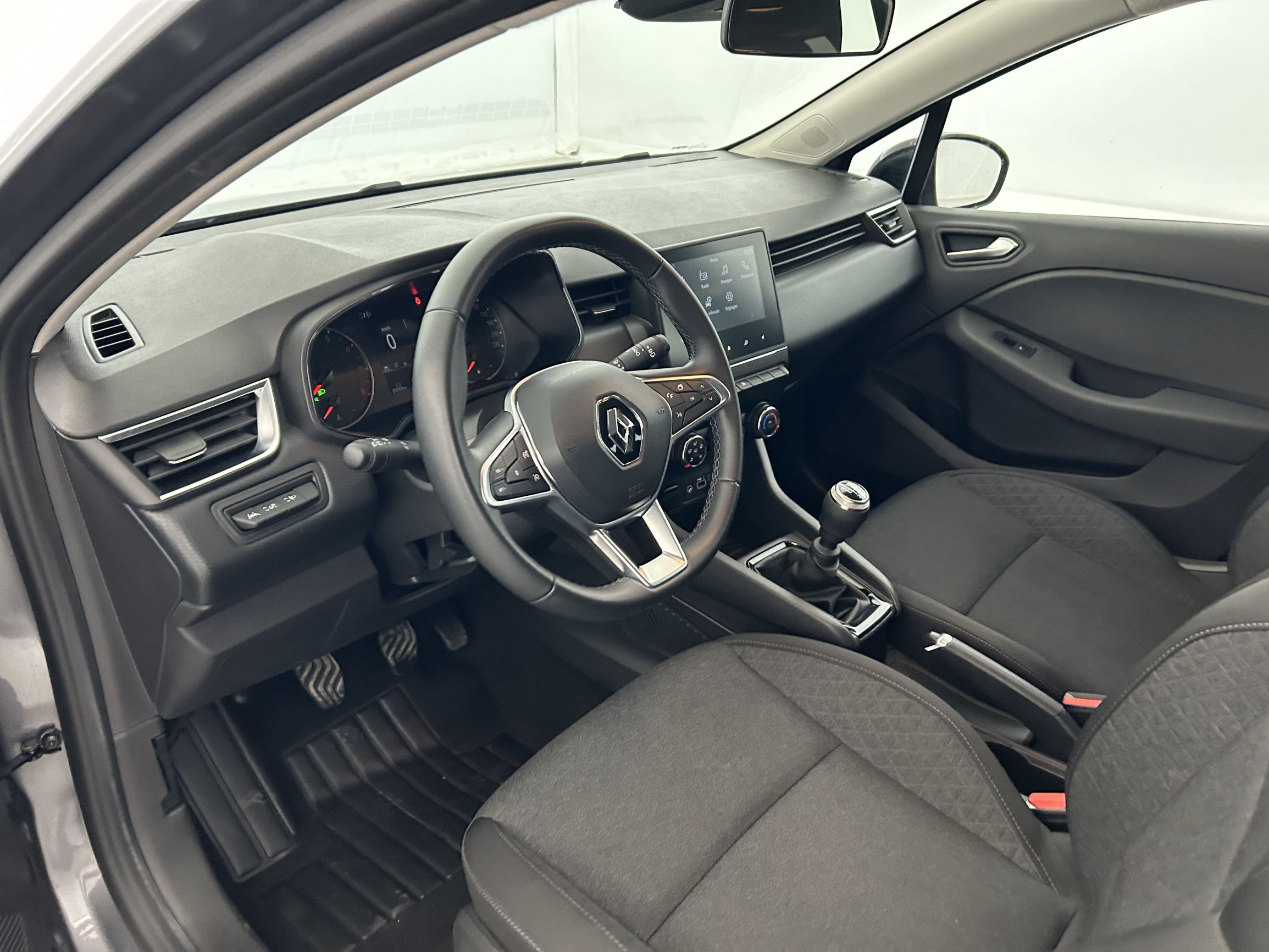 Vente en ligne Renault Clio 5 Clio TCe 90 au prix de 13 990 €