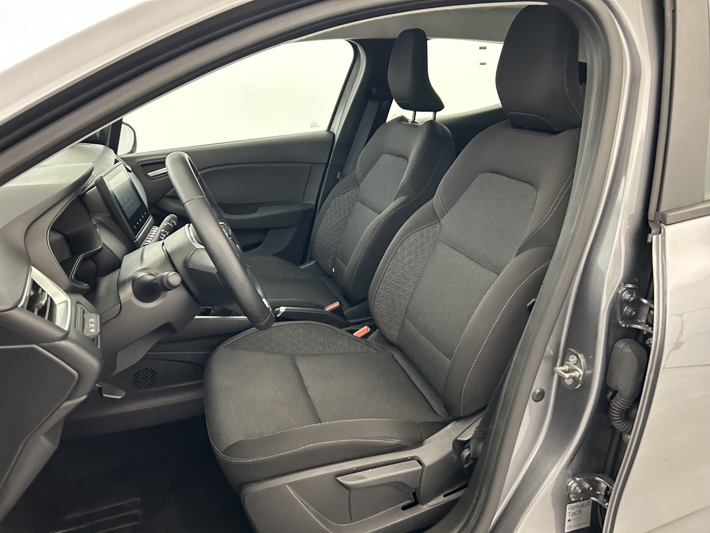 Vente en ligne Renault Clio 5 Clio TCe 90 au prix de 13 890 €