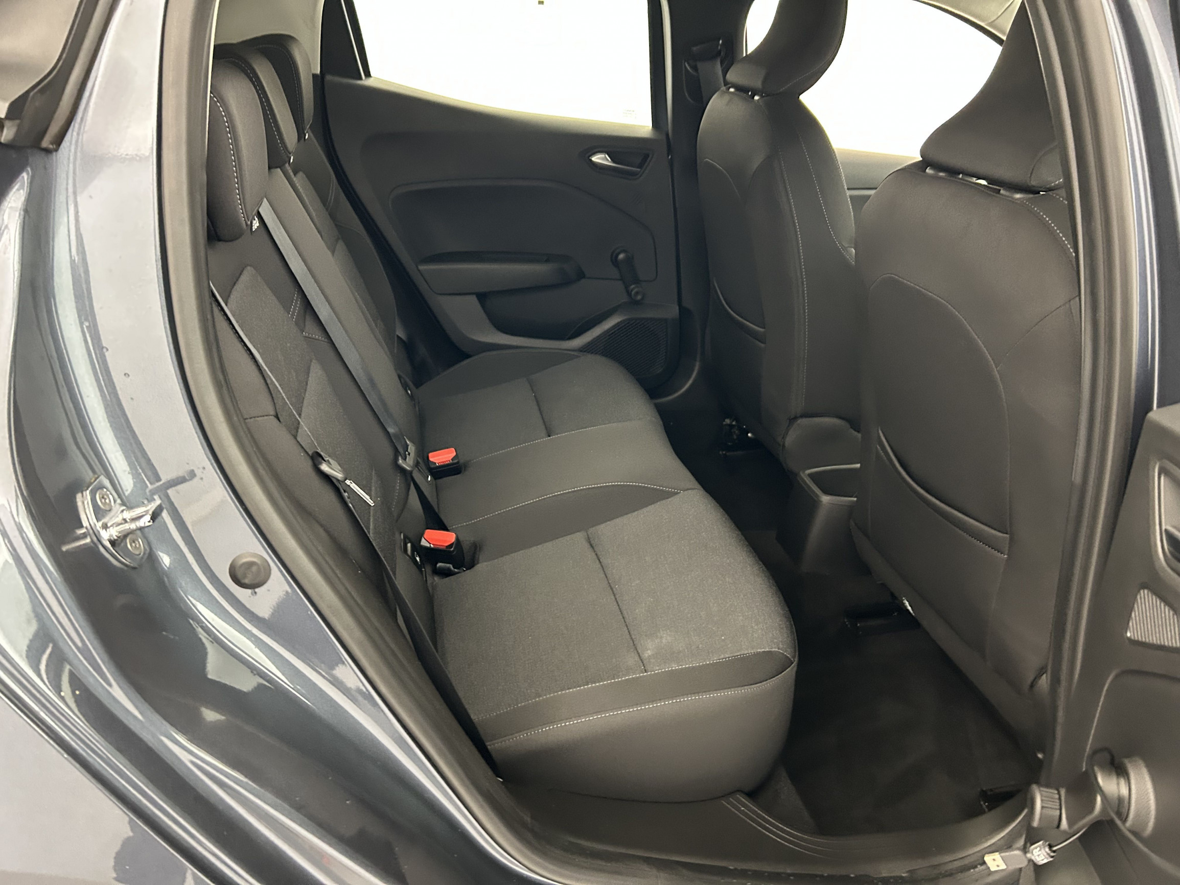 Vente en ligne Renault Clio 5 Clio TCe 90 X-Tronic - 21N au prix de 10 590 €