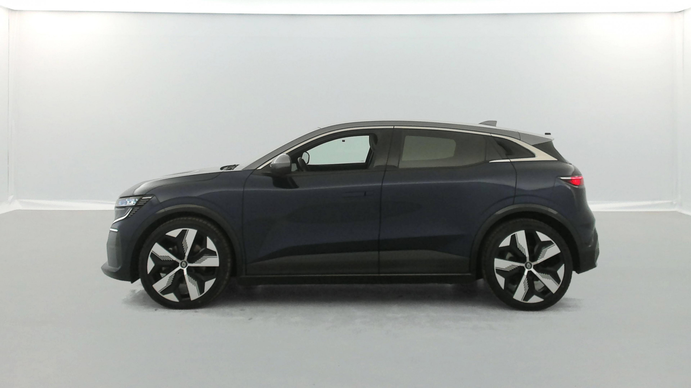 Vente en ligne Renault Megane E-Tech  EV60 220 ch optimum charge au prix de 23 390 €