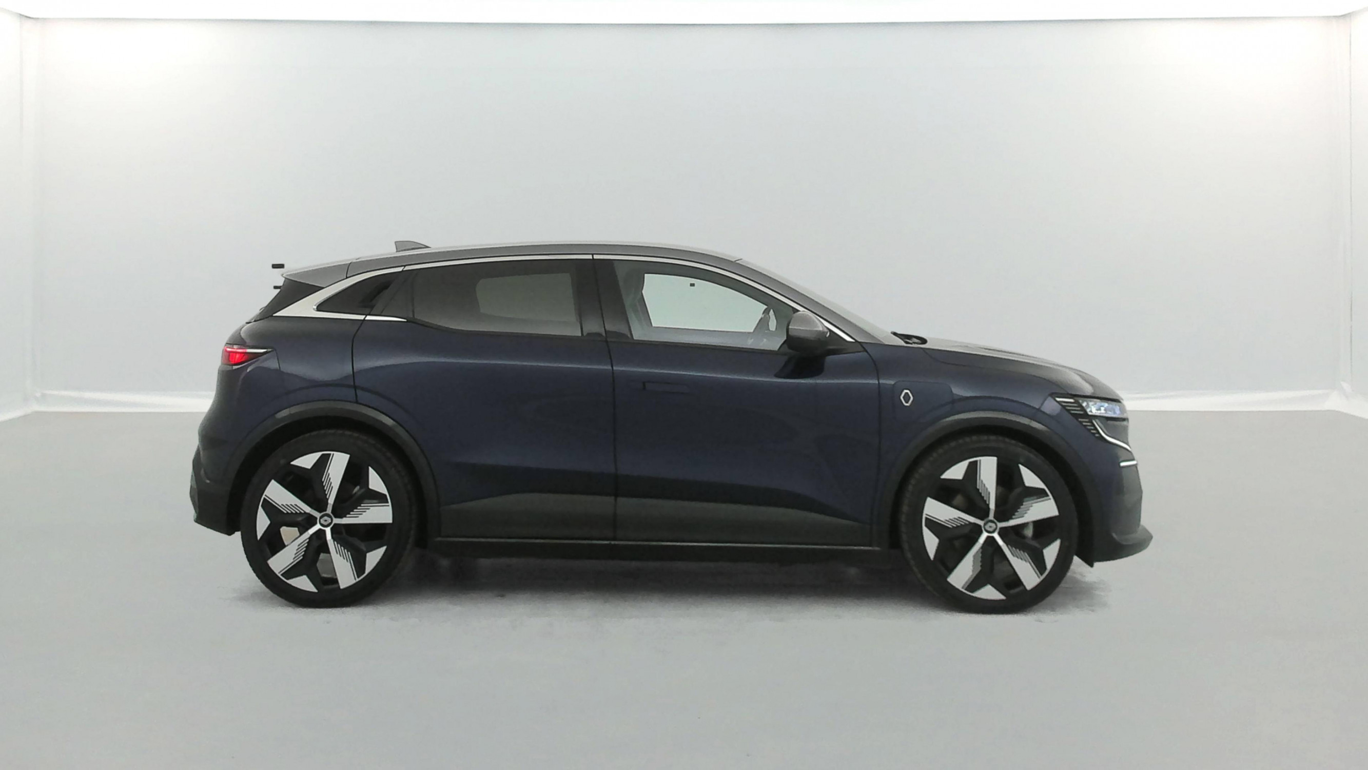Vente en ligne Renault Megane E-Tech  EV60 220 ch optimum charge au prix de 23 390 €