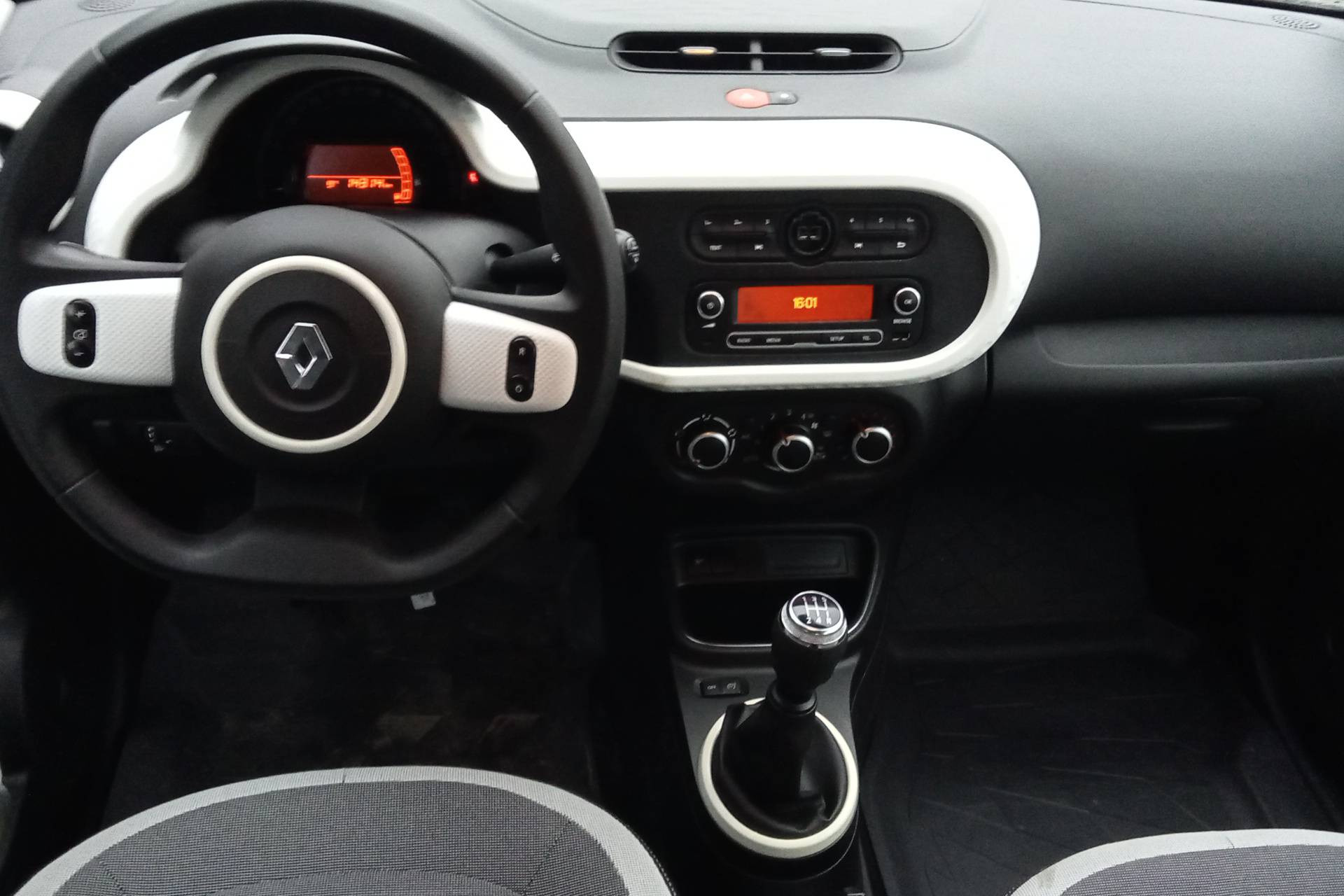 Vente en ligne Renault Twingo 3  SCe 75 - 20 au prix de 9 970 €