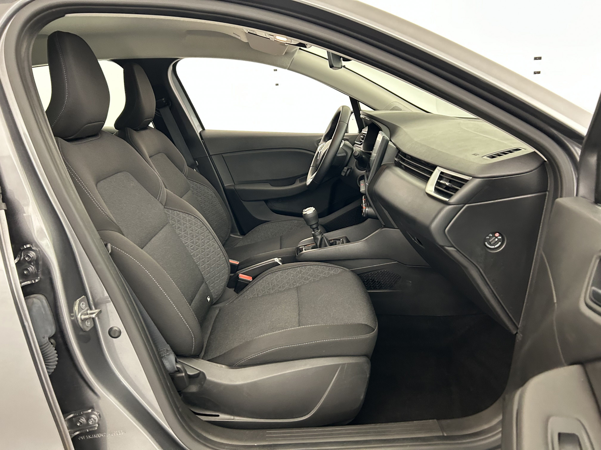 Vente en ligne Renault Clio 5 Clio TCe 90 au prix de 14 270 €