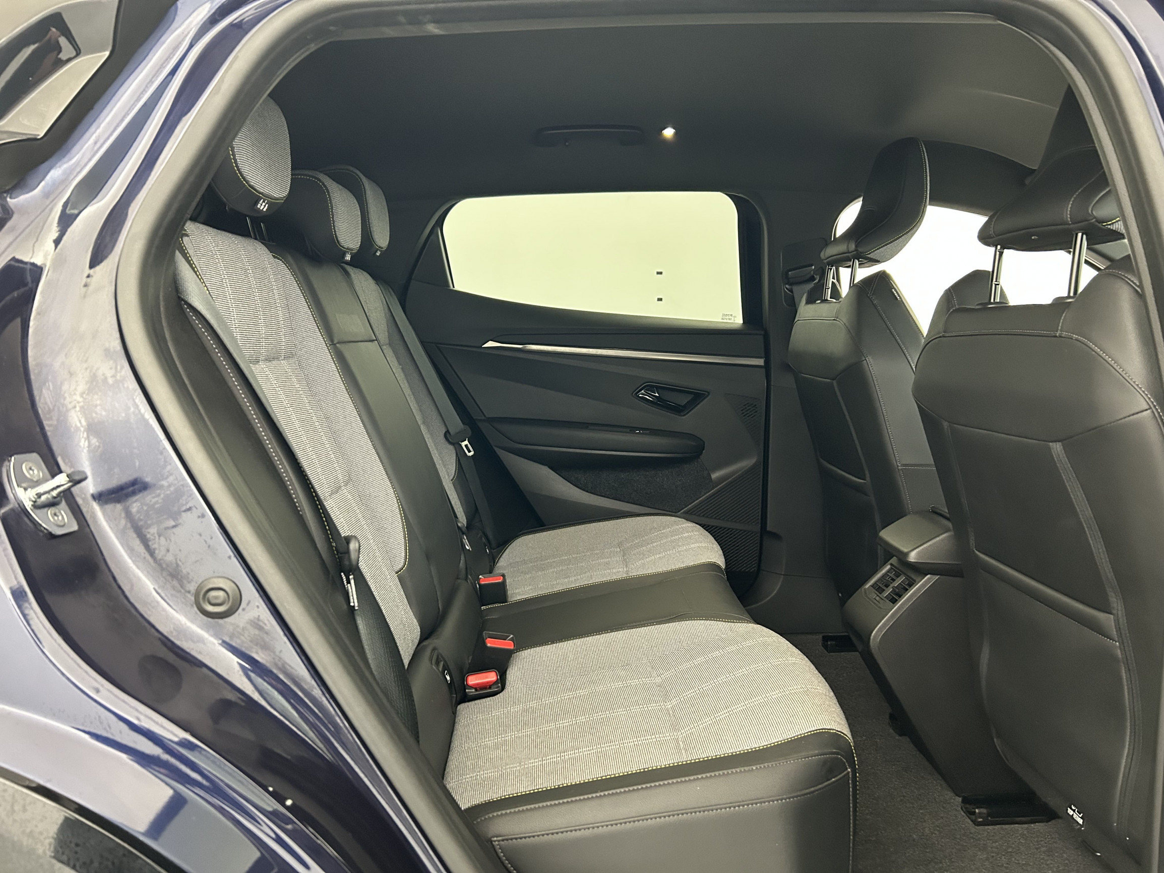 Vente en ligne Renault Megane E-Tech  EV60 220 ch optimum charge au prix de 23 390 €