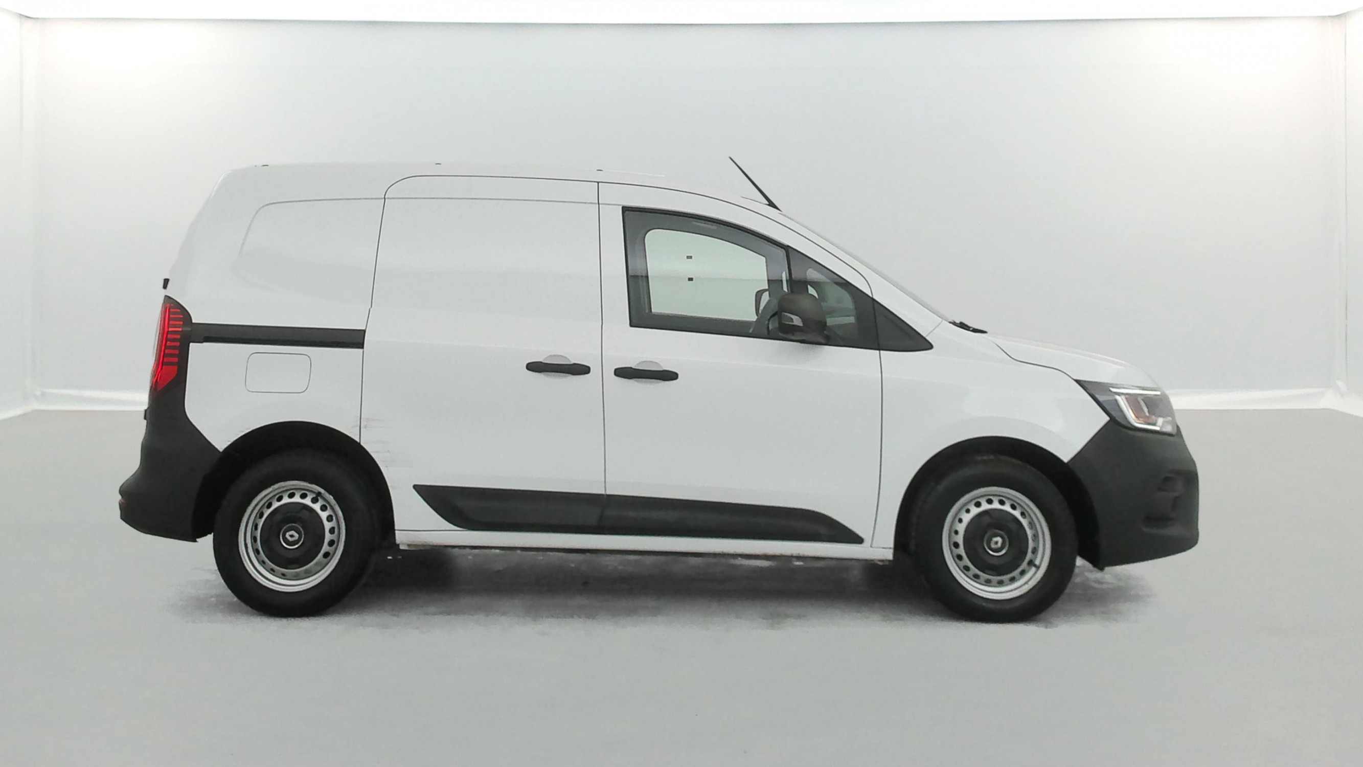 Vente en ligne Renault Kangoo Van  BLUE DCI 95 EDC au prix de 17 490 €