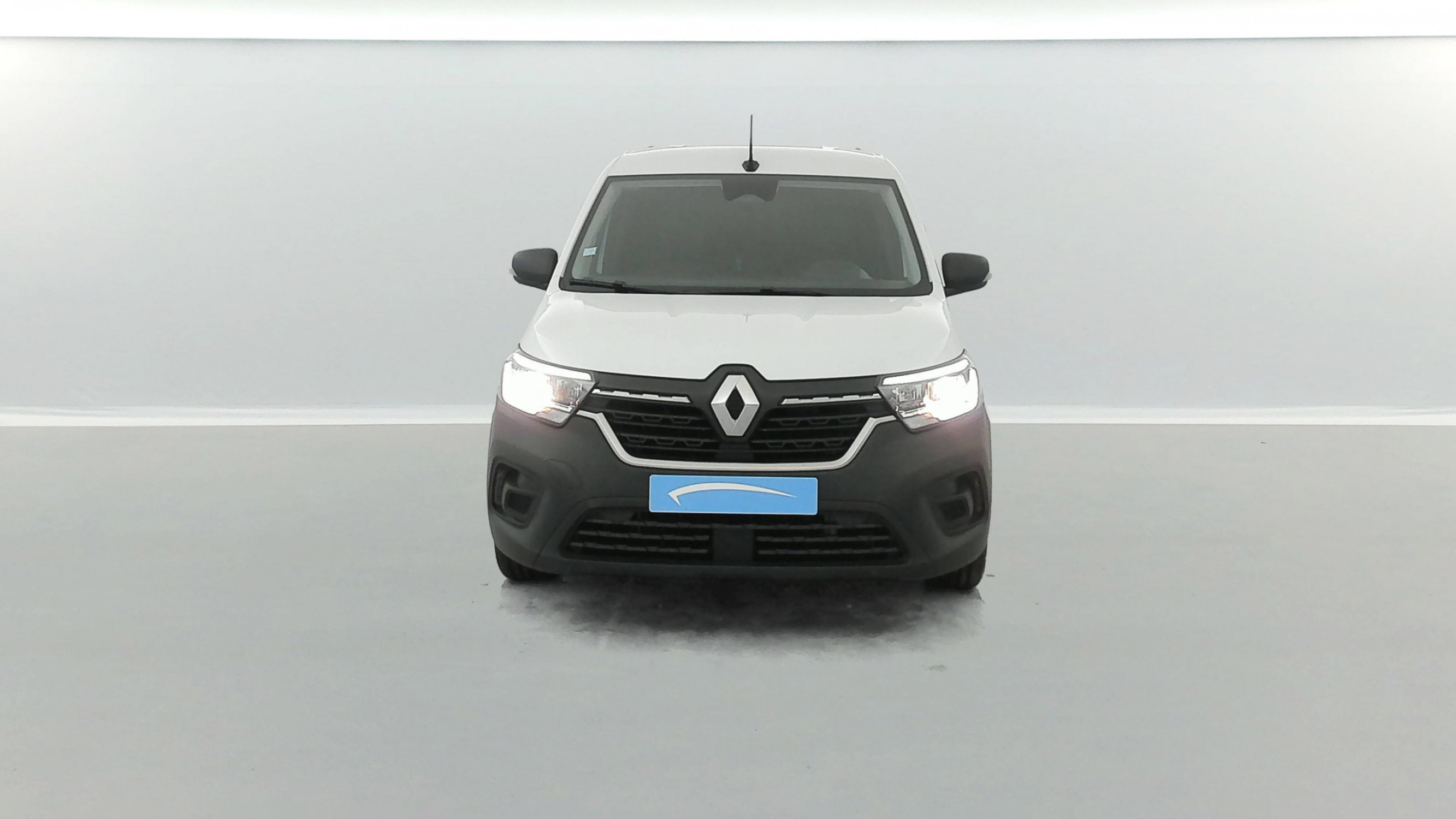 Vente en ligne Renault Kangoo Van  BLUE DCI 95 EDC au prix de 17 490 €