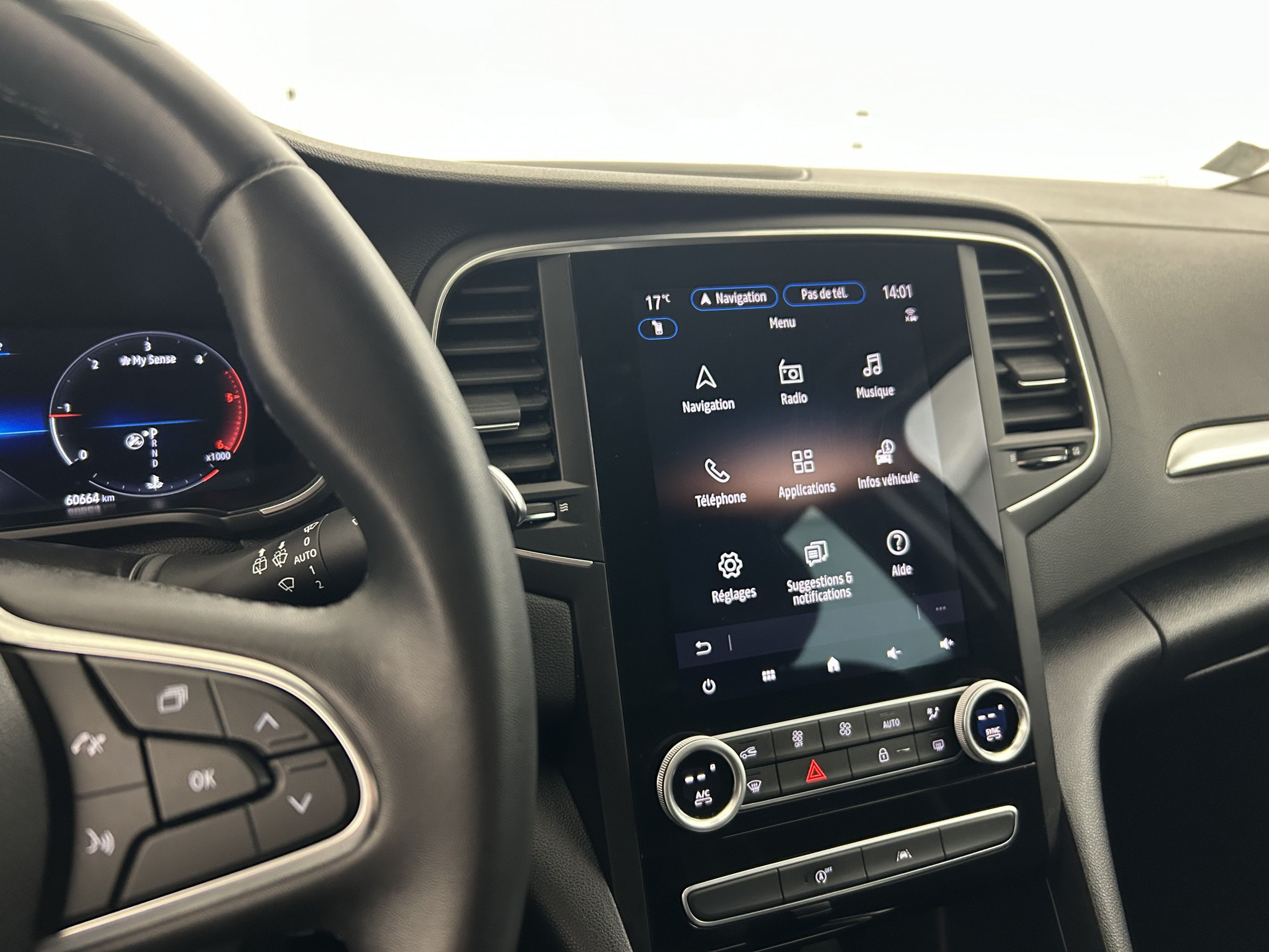 Vente en ligne Renault Megane 4 Estate  Blue dCi 115 EDC au prix de 22 690 €