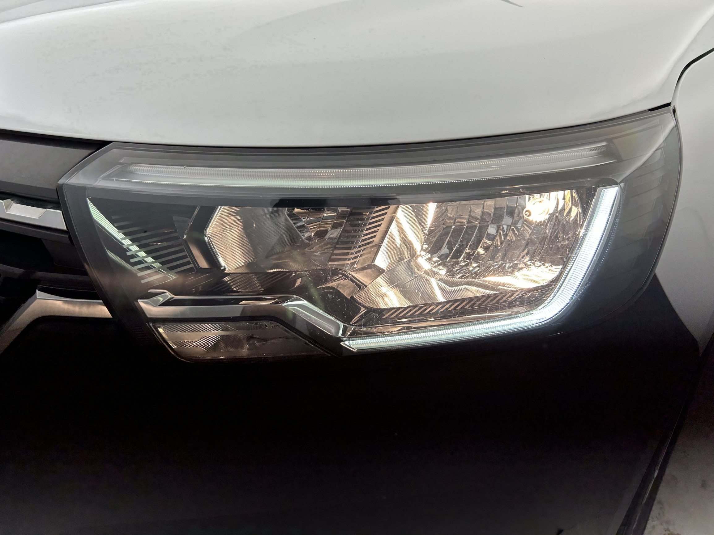 Vente en ligne Renault Kangoo Van  BLUE DCI 95 EDC au prix de 17 490 €