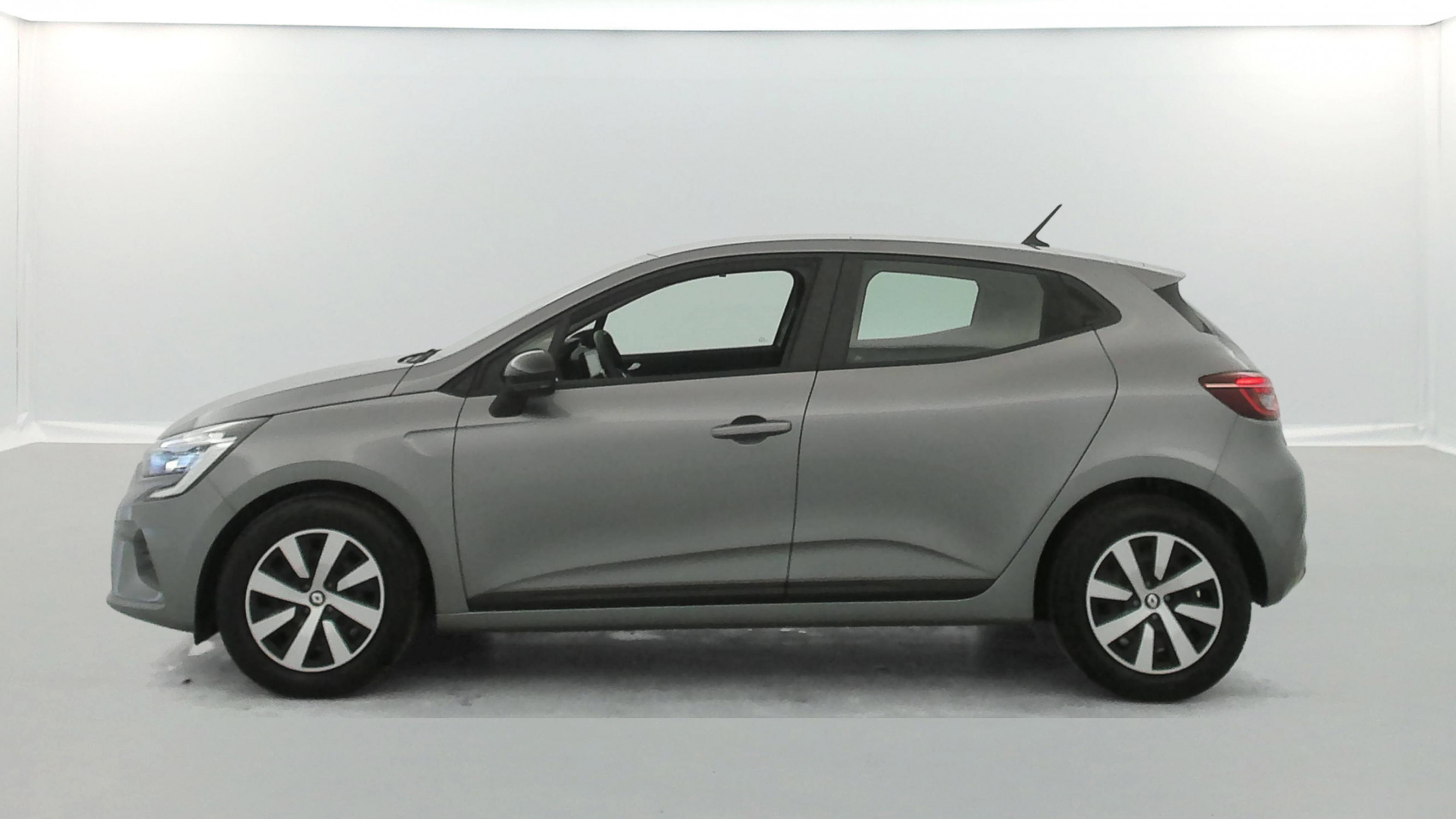 Vente en ligne Renault Clio 5 Clio TCe 90 au prix de 13 990 €