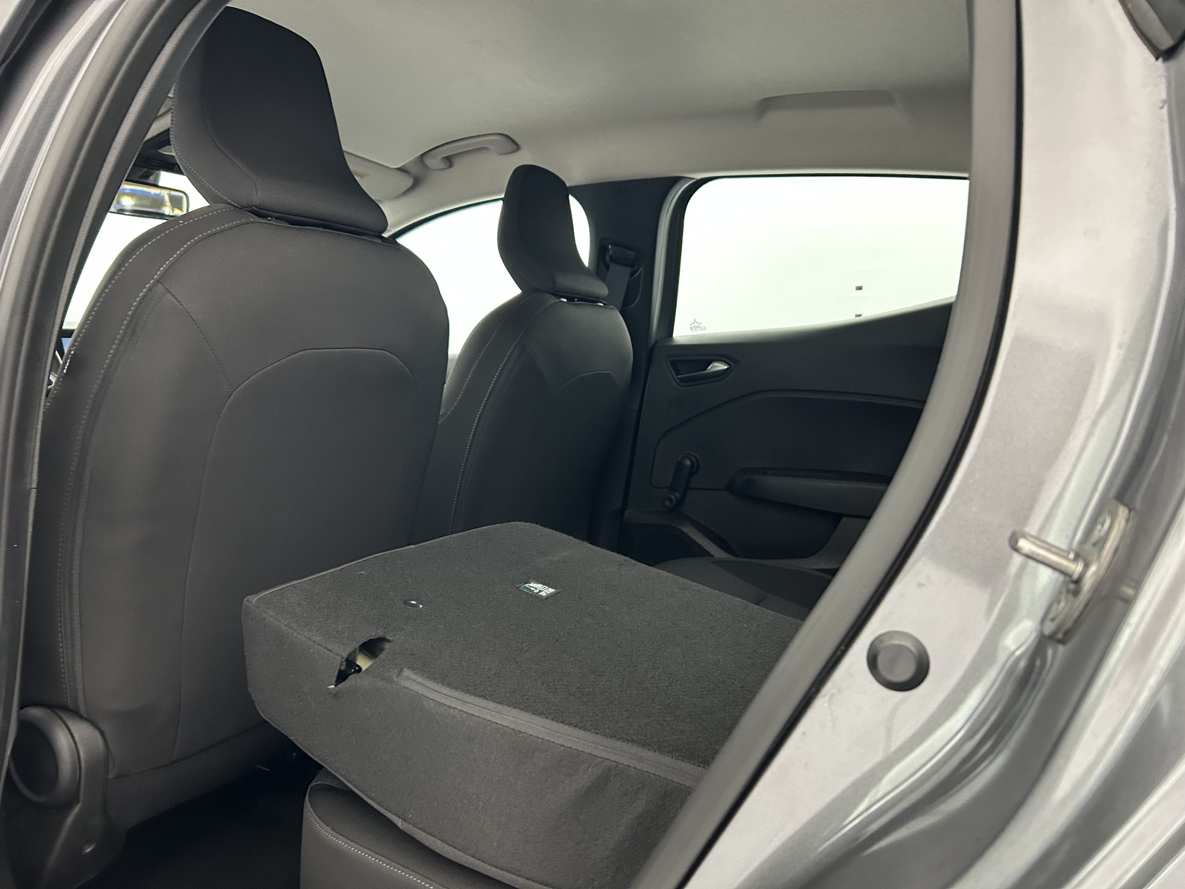 Vente en ligne Renault Clio 5 Clio TCe 90 au prix de 13 990 €