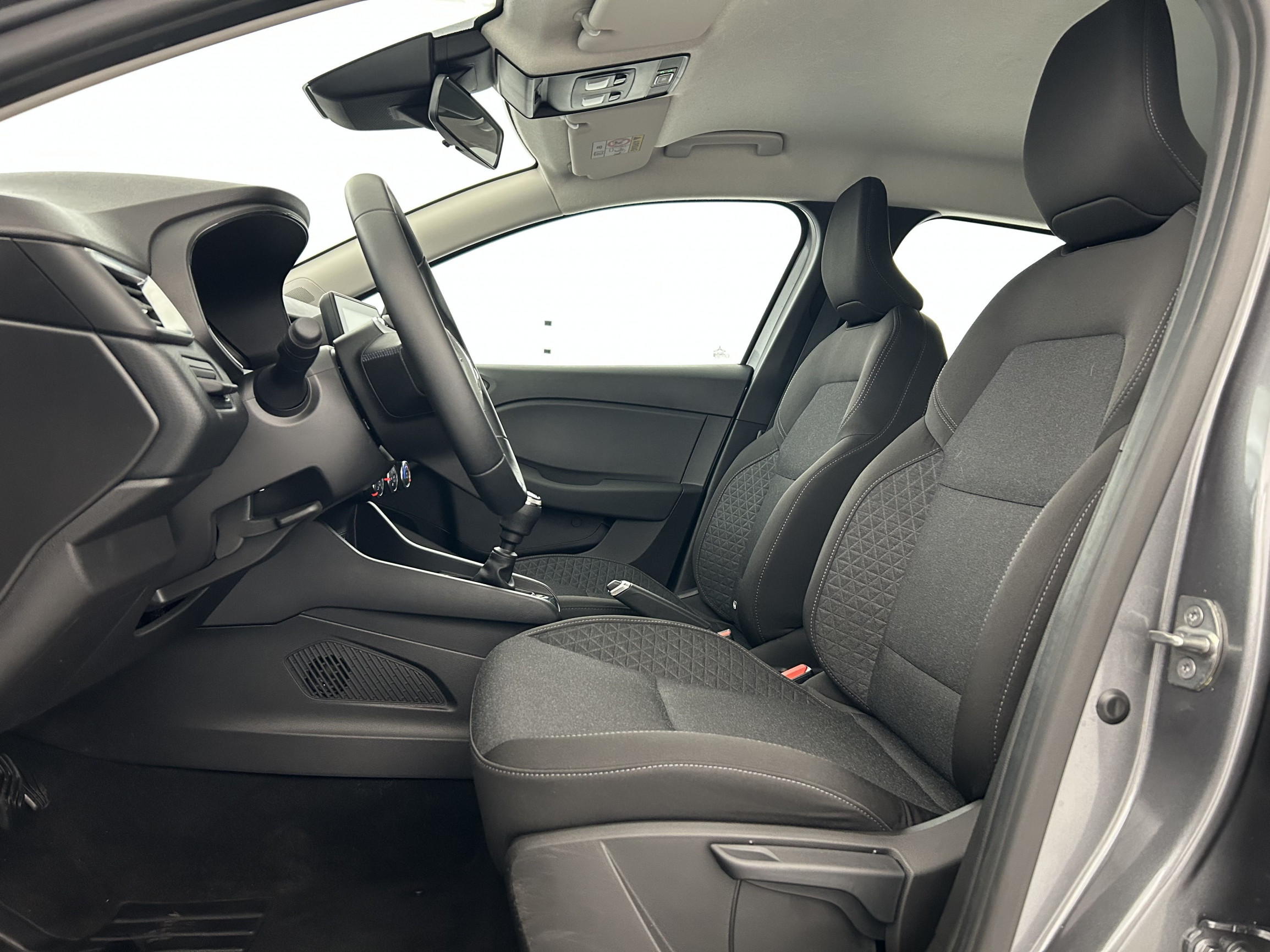 Vente en ligne Renault Clio 5 Clio TCe 90 au prix de 13 990 €