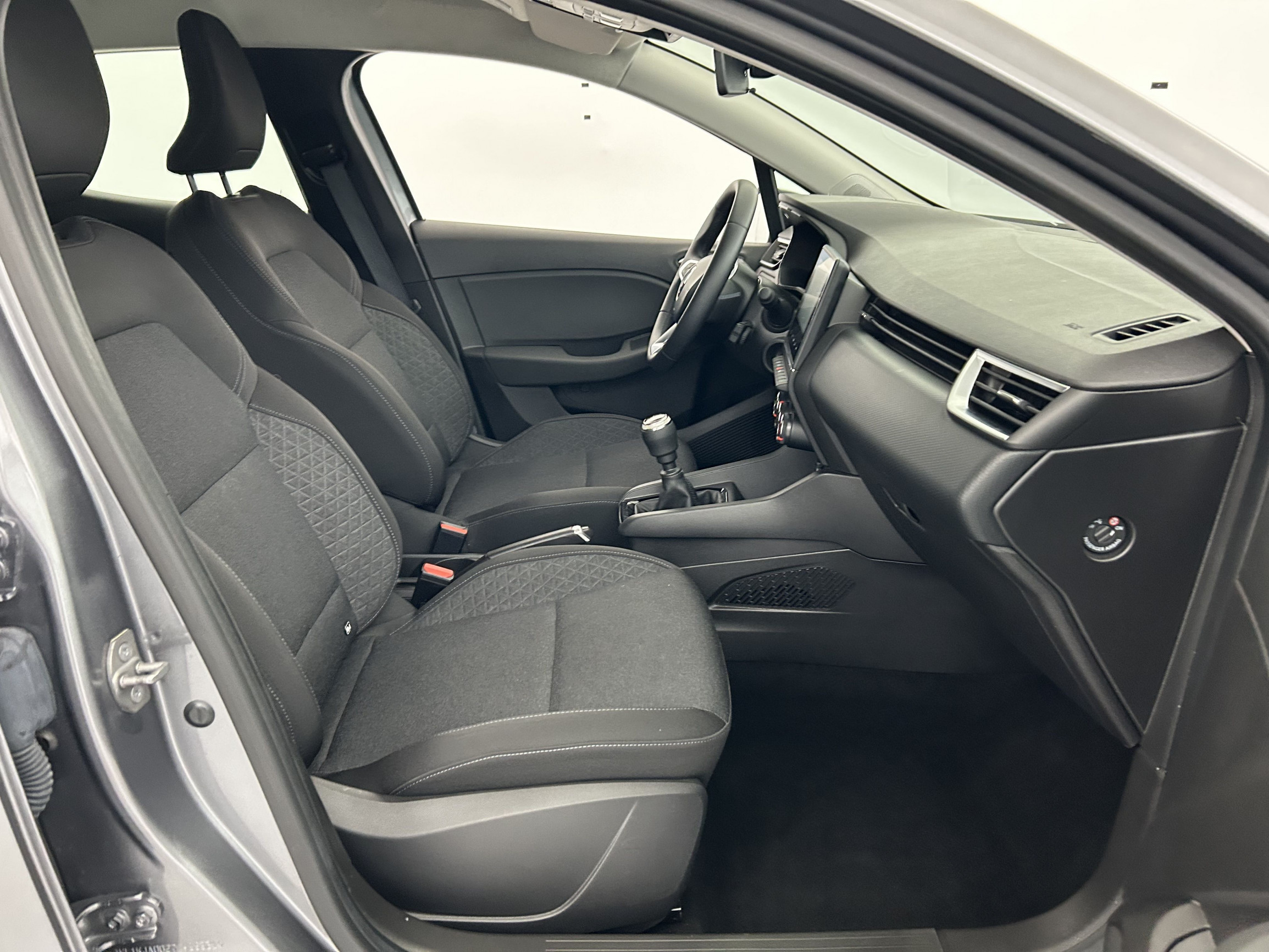 Vente en ligne Renault Clio 5 Clio TCe 90 au prix de 14 270 €