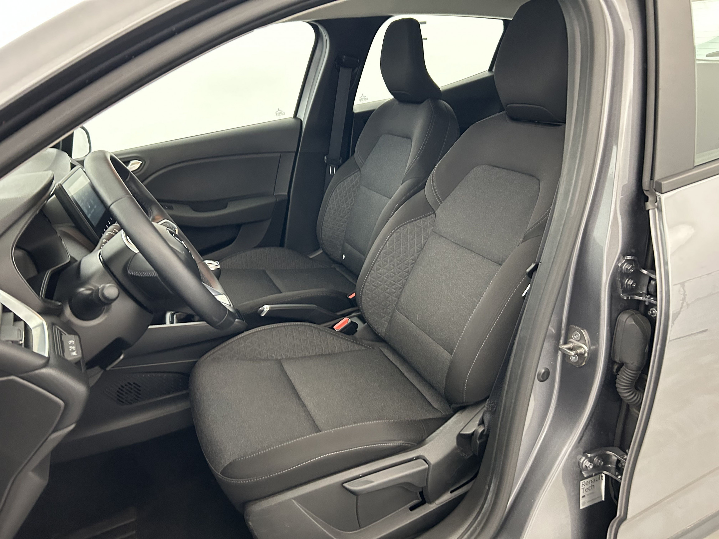 Vente en ligne Renault Clio 5 Clio TCe 90 au prix de 14 270 €