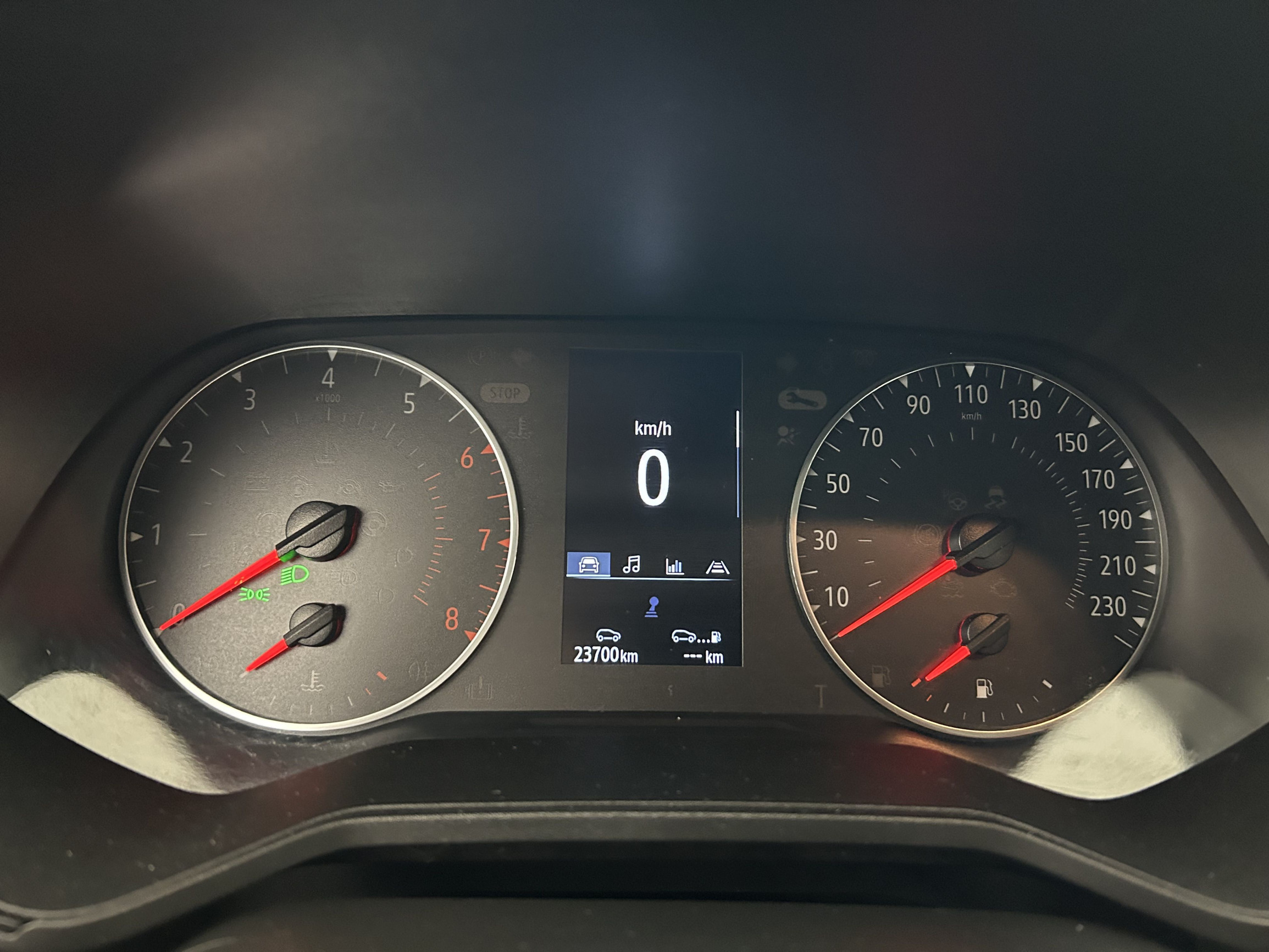 Vente en ligne Renault Clio 5 Clio TCe 90 au prix de 14 270 €