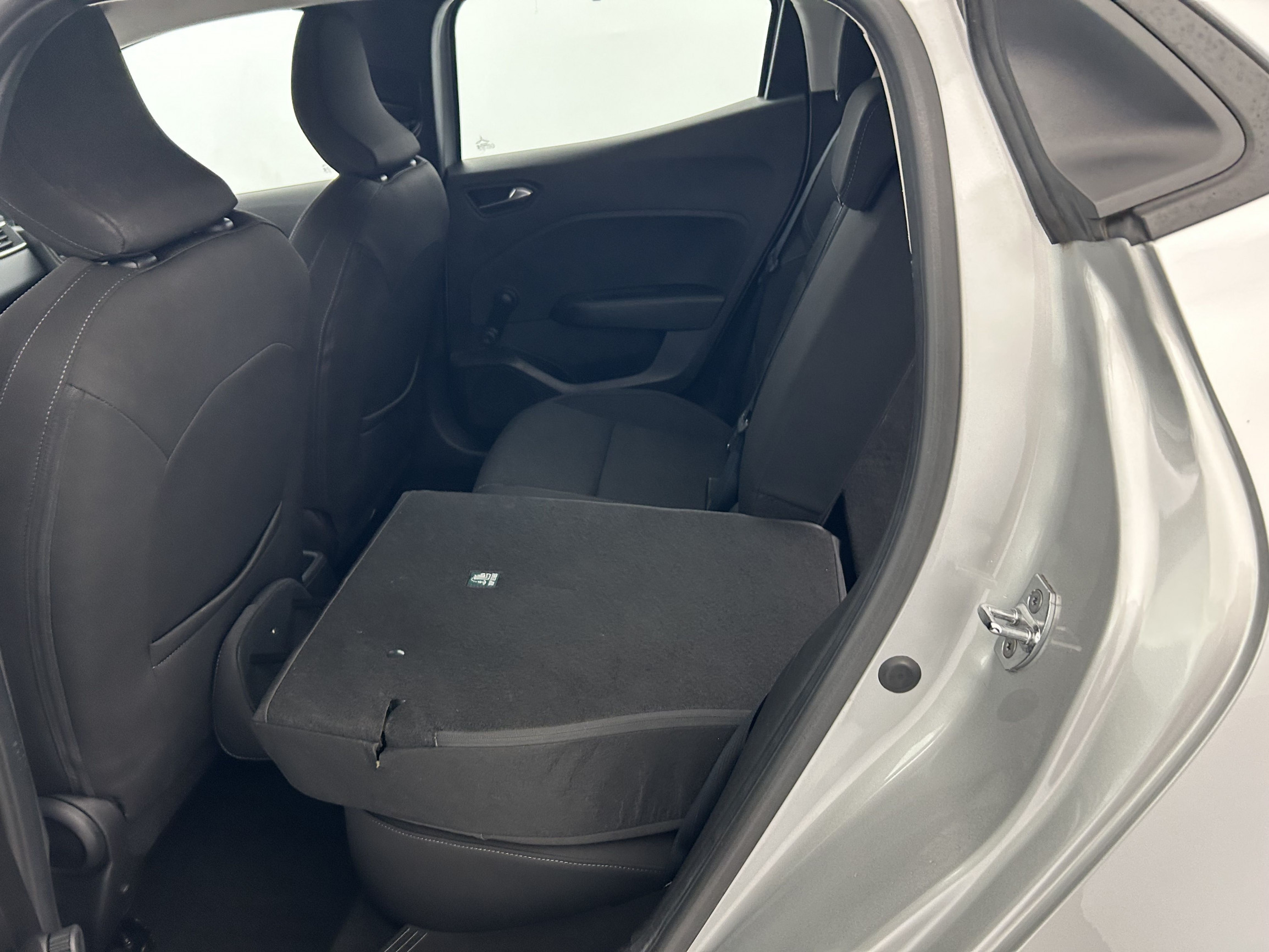 Vente en ligne Renault Clio 5 Clio TCe 90 au prix de 13 490 €