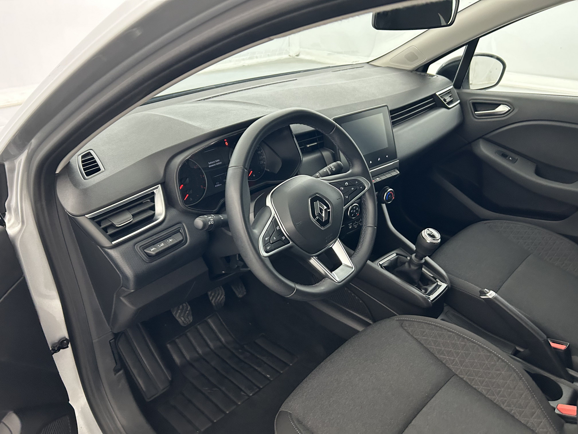 Vente en ligne Renault Clio 5 Clio TCe 90 au prix de 13 490 €