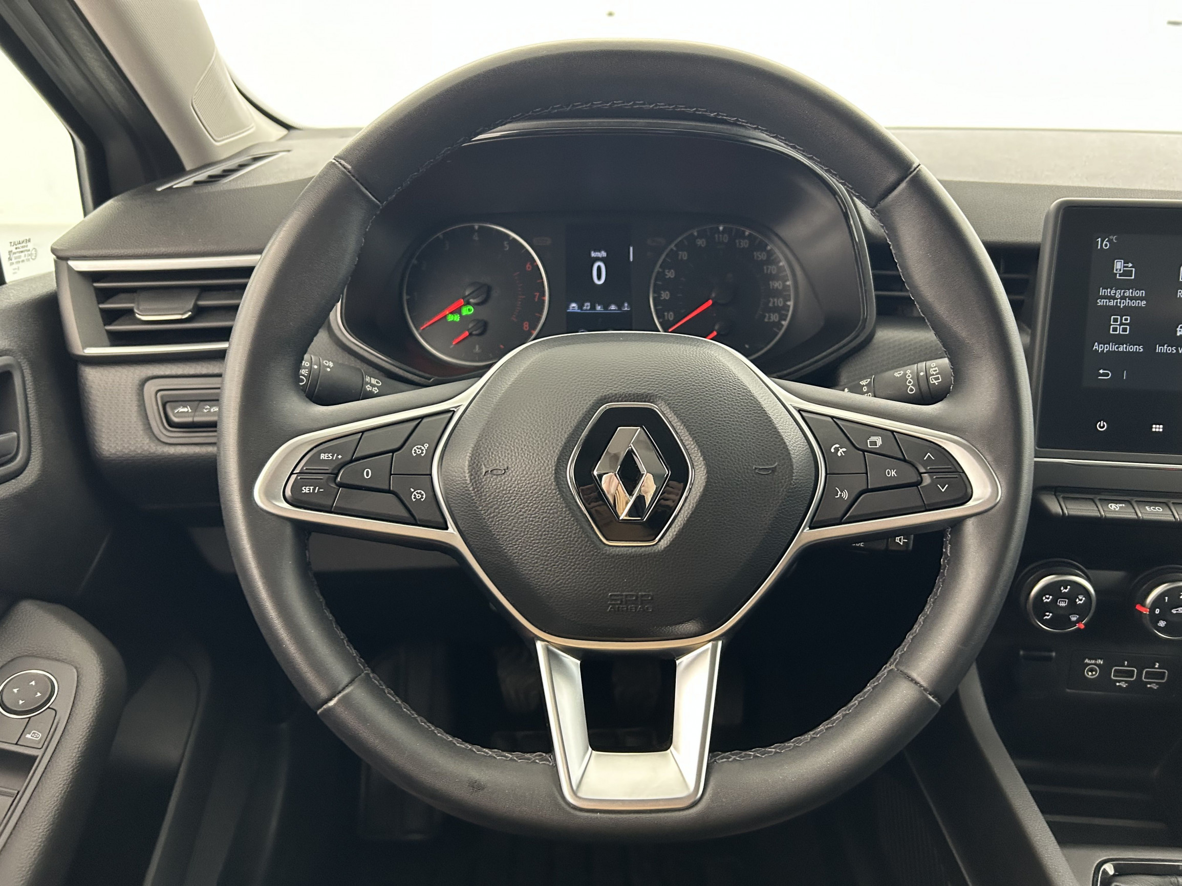 Vente en ligne Renault Clio 5 Clio TCe 90 au prix de 13 490 €