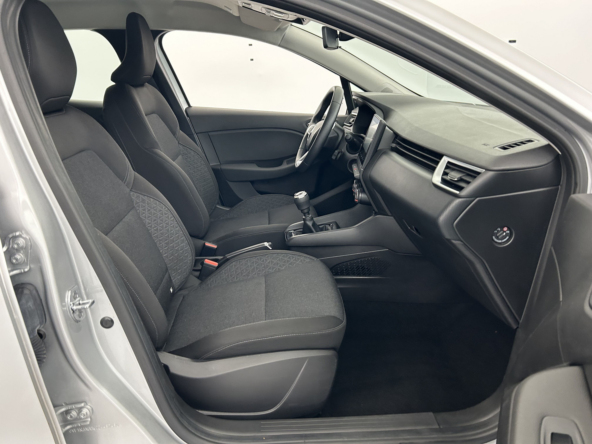 Vente en ligne Renault Clio 5 Clio TCe 90 au prix de 13 490 €