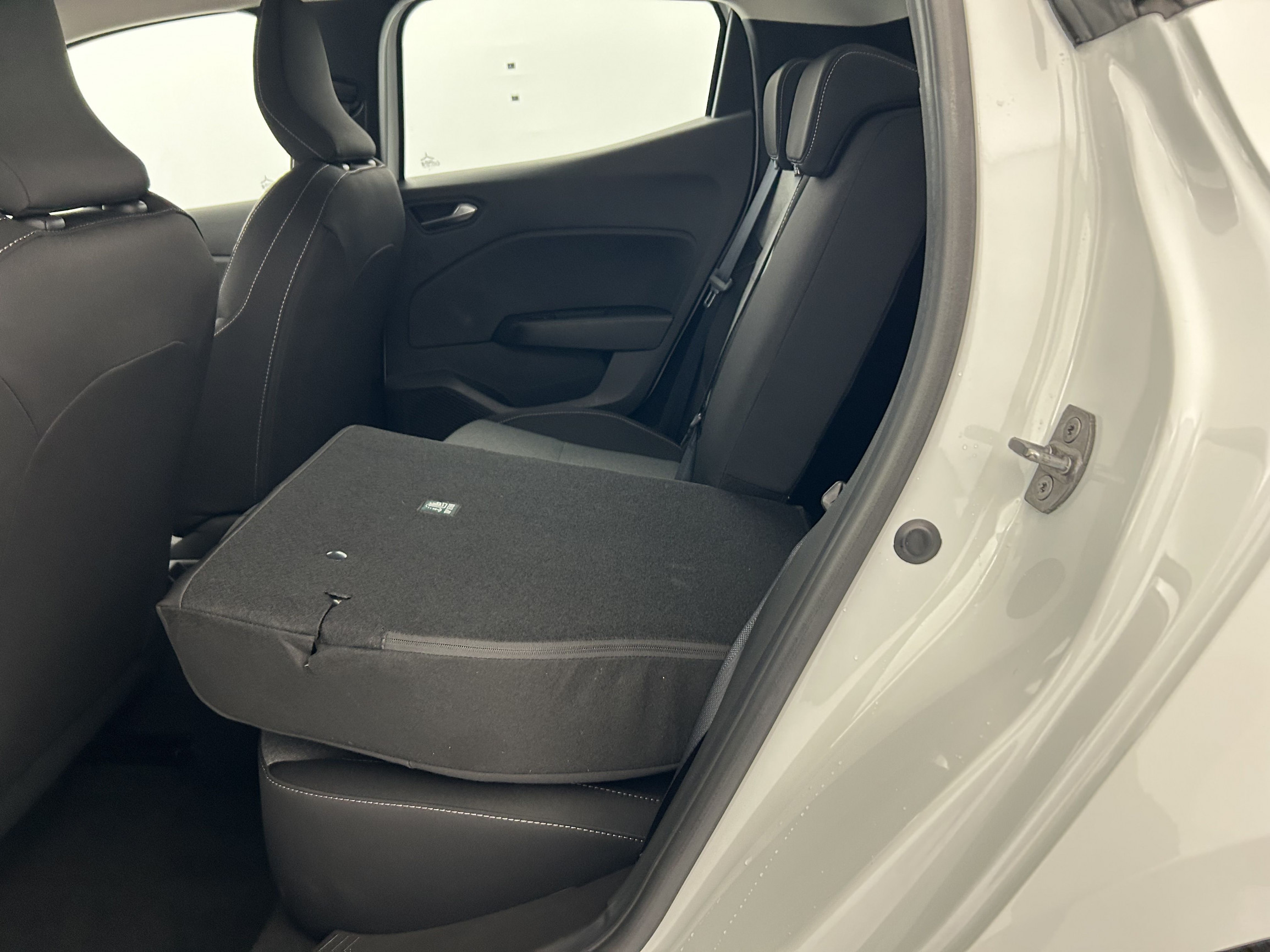 Vente en ligne Renault Clio 5 Clio SCe 65 ch GSR2 au prix de 15 890 €