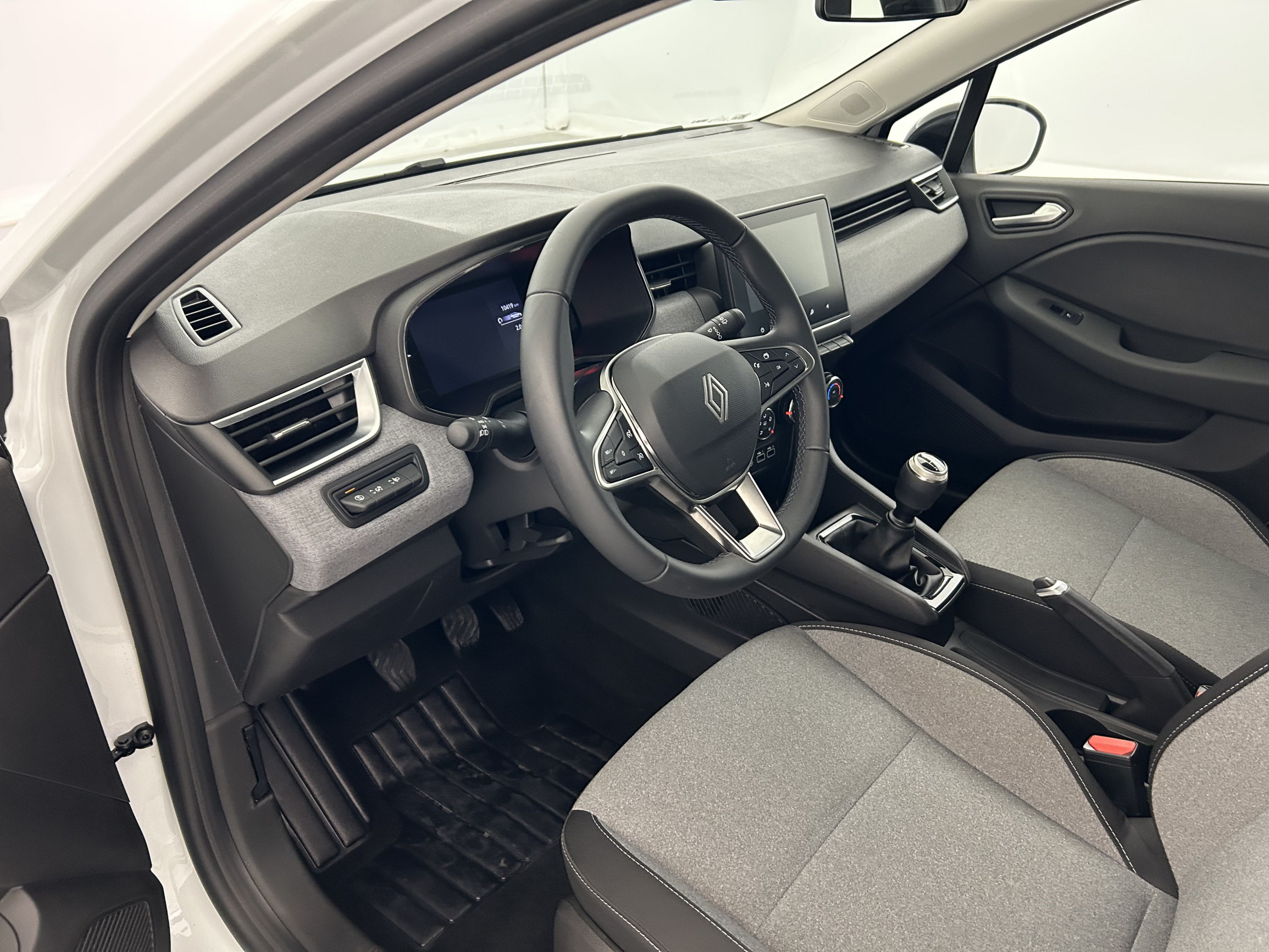 Vente en ligne Renault Clio 5 Clio SCe 65 ch GSR2 au prix de 15 890 €