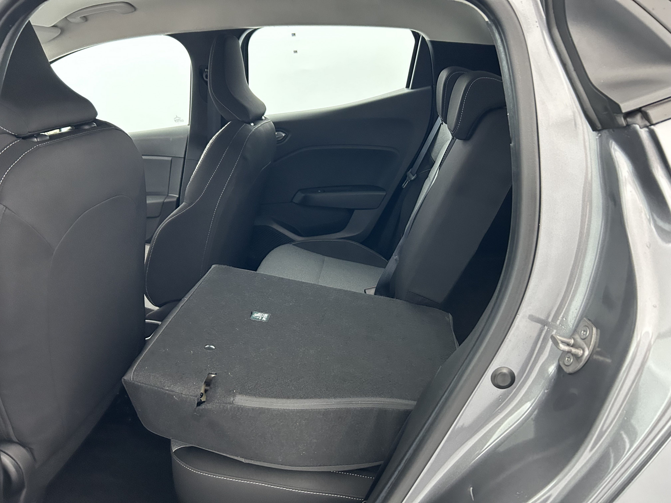 Vente en ligne Renault Clio 5 Clio SCe 65 au prix de 13 690 €