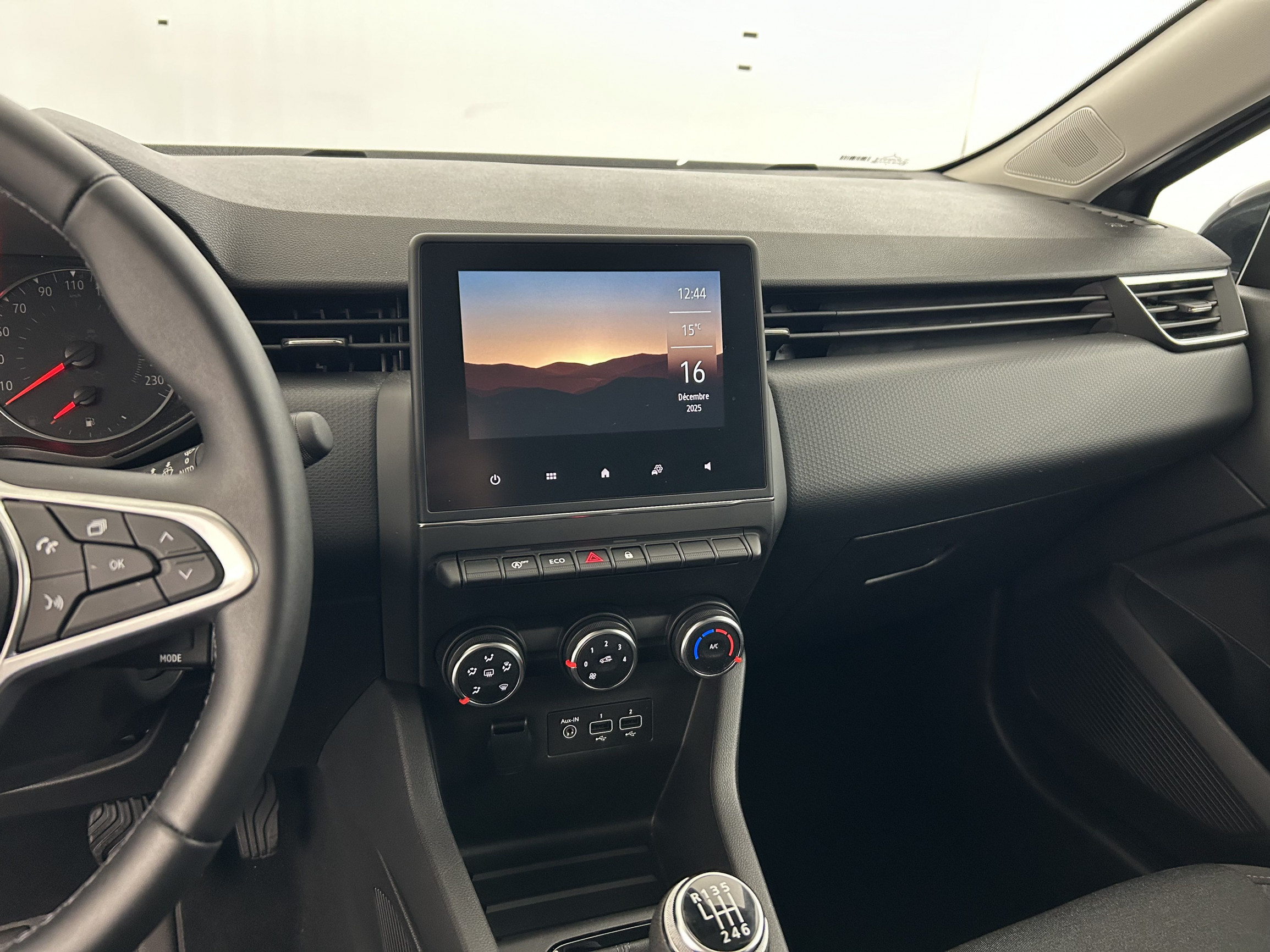 Vente en ligne Renault Clio 5 Clio TCe 90 au prix de 13 990 €