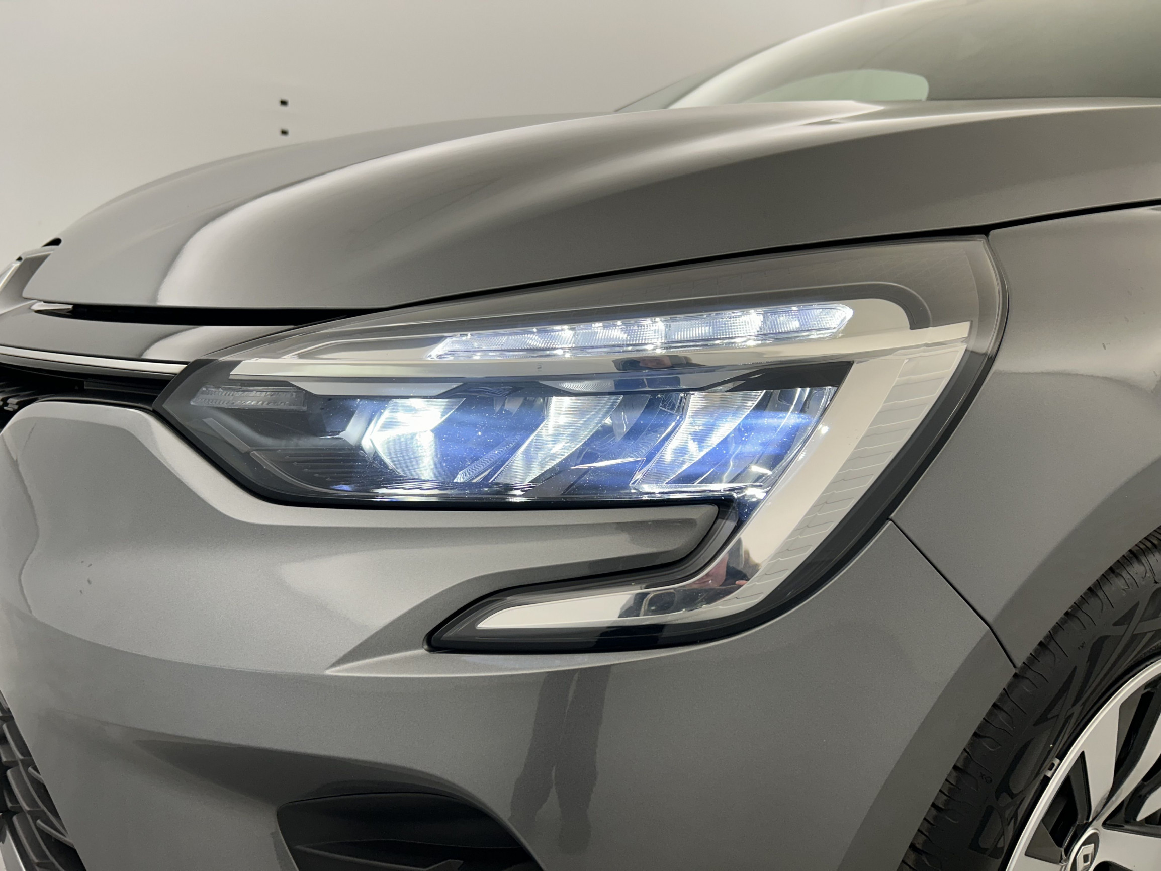 Vente en ligne Renault Clio 5 Clio TCe 90 au prix de 13 990 €