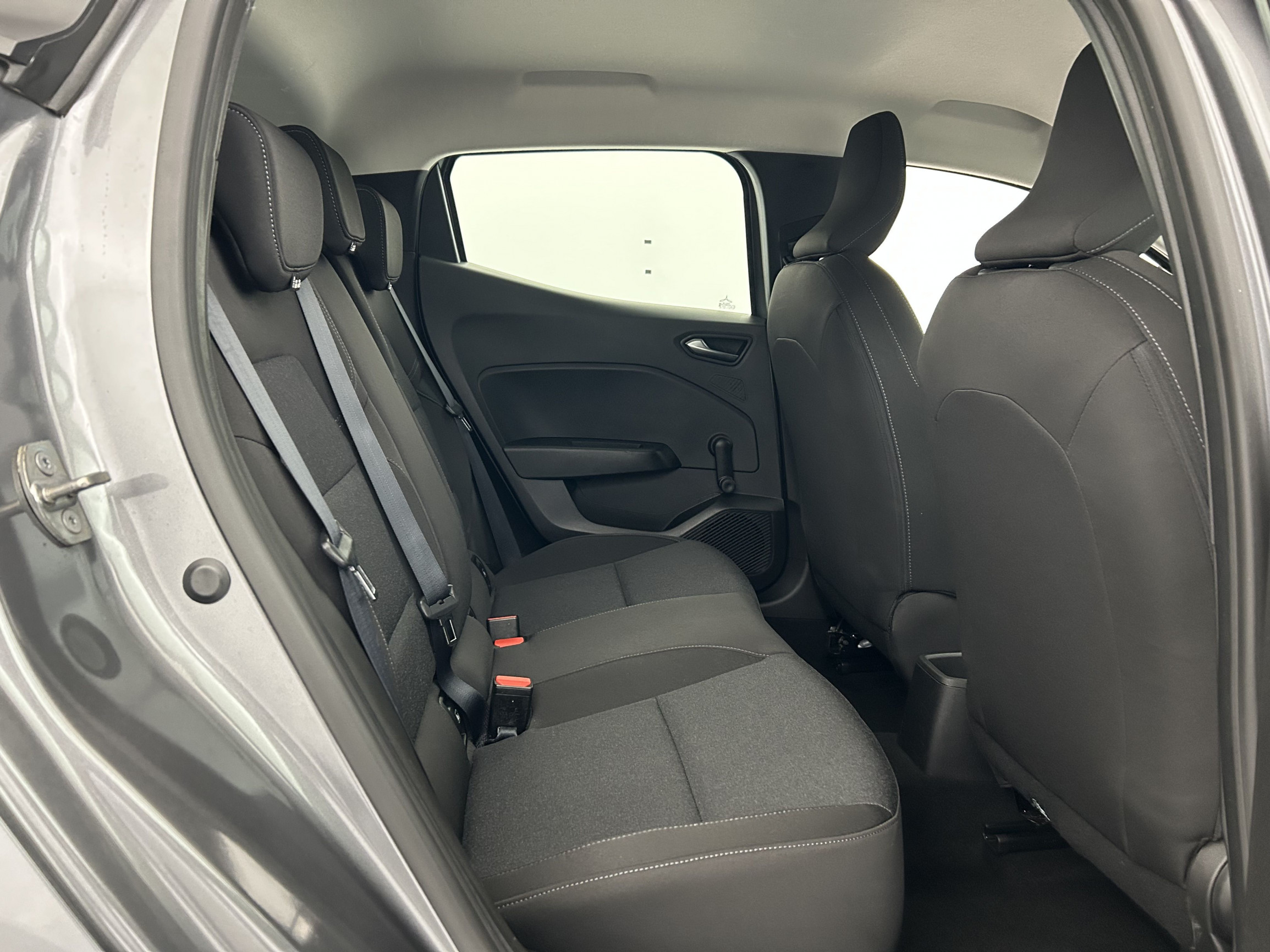 Vente en ligne Renault Clio 5 Clio TCe 90 au prix de 13 990 €