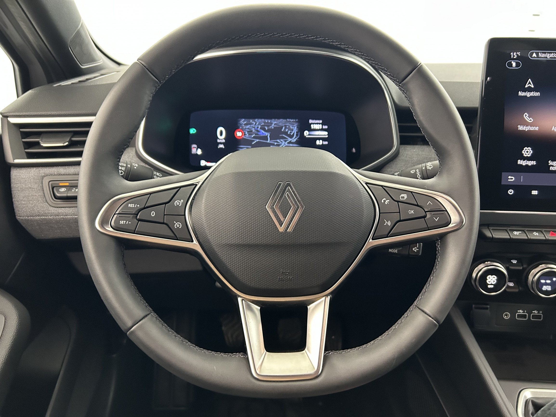 Vente en ligne Renault Clio 5 Clio TCe 90 au prix de 18 490 €