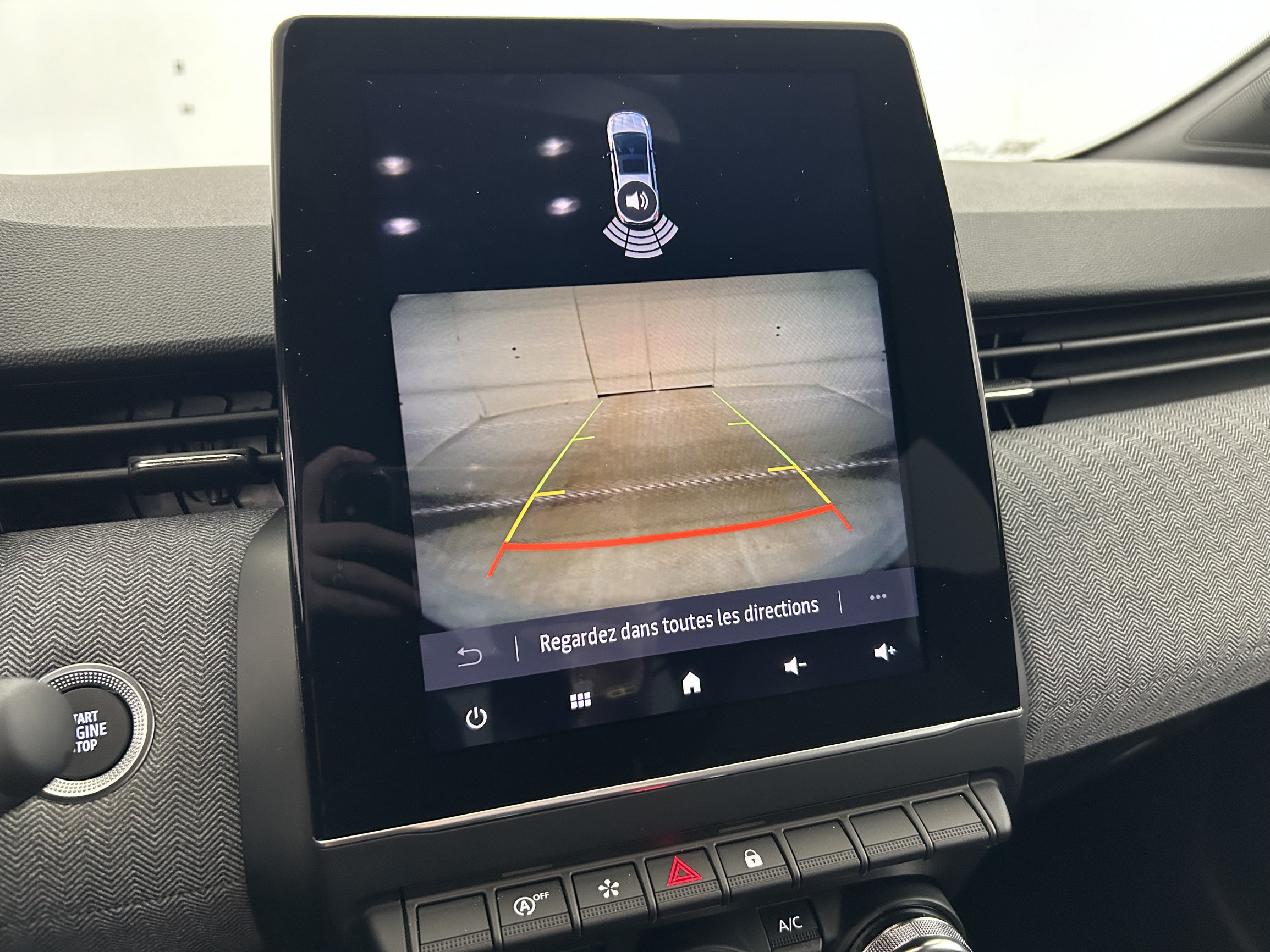 Vente en ligne Renault Clio 5 Clio TCe 90 au prix de 18 490 €