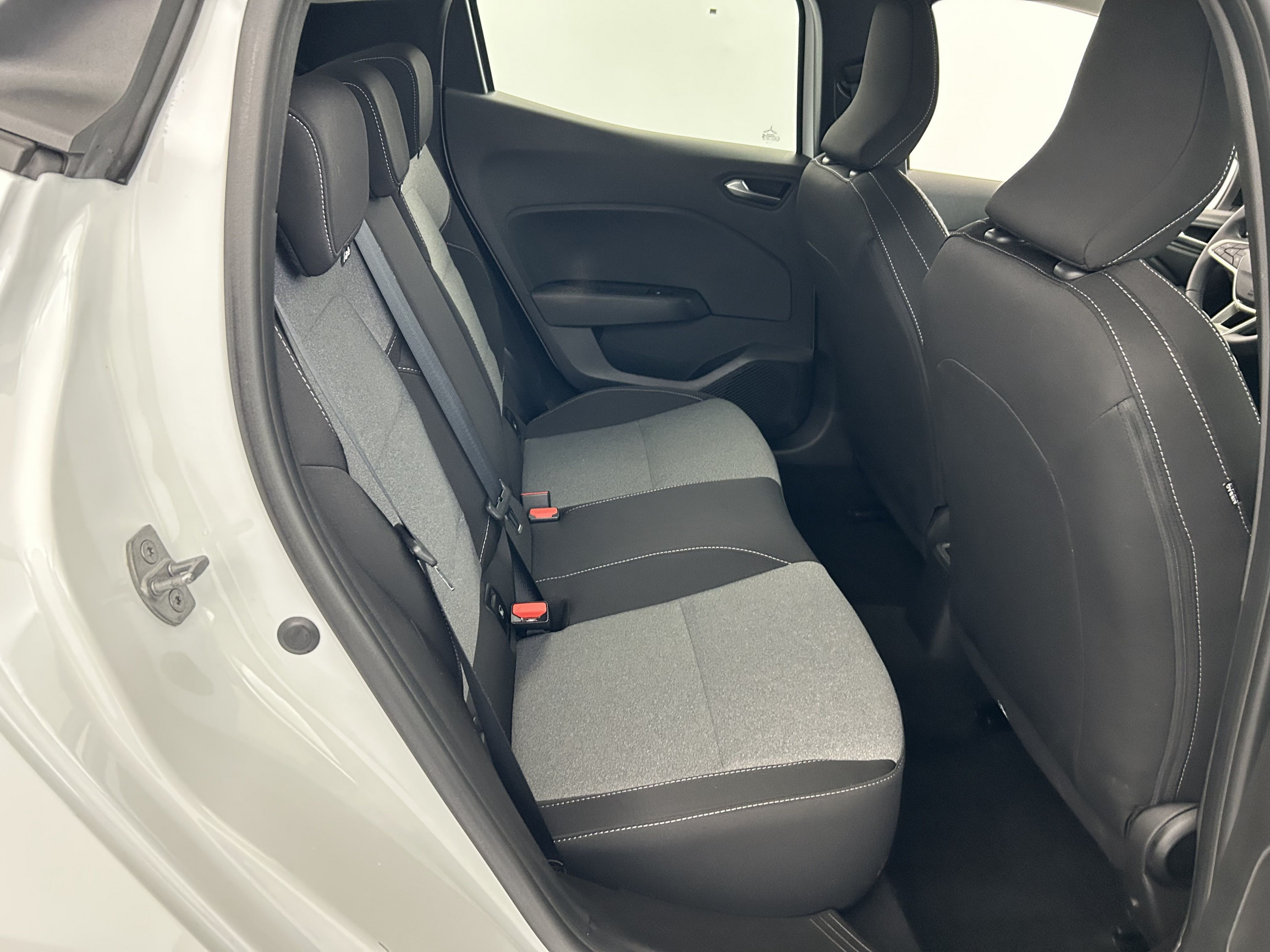 Vente en ligne Renault Clio 5 Clio SCe 65 ch GSR2 au prix de 15 890 €