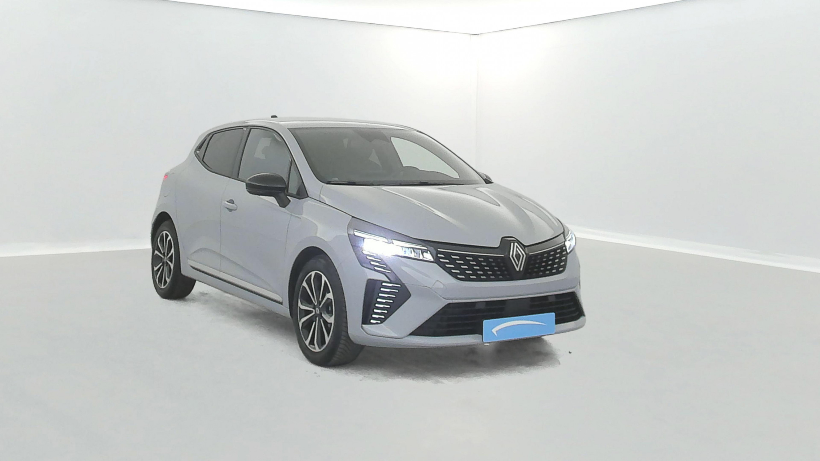 Vente en ligne Renault Clio 5 Clio TCe 90 au prix de 18 490 €