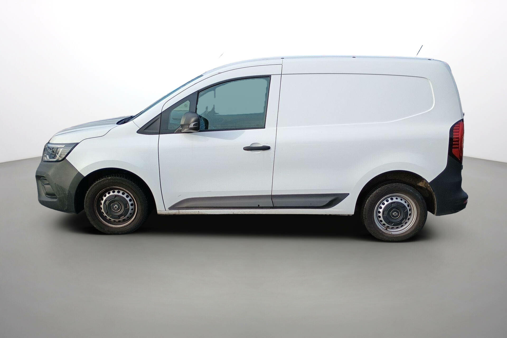 Vente en ligne Renault Kangoo Van  BLUE DCI 95 EDC au prix de 17 490 €