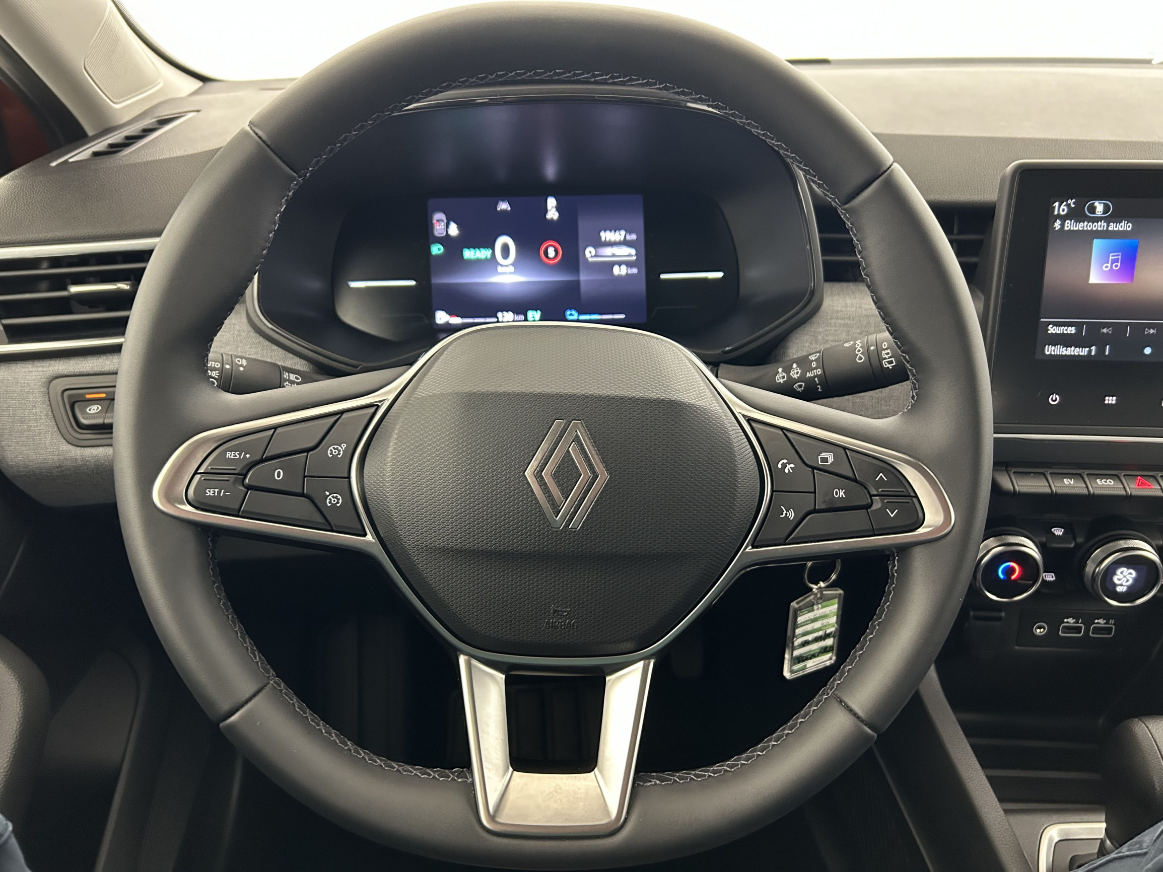 Vente en ligne Renault Clio 5 Clio E-Tech full hybrid 145 ch GSR2 au prix de 19 990 €