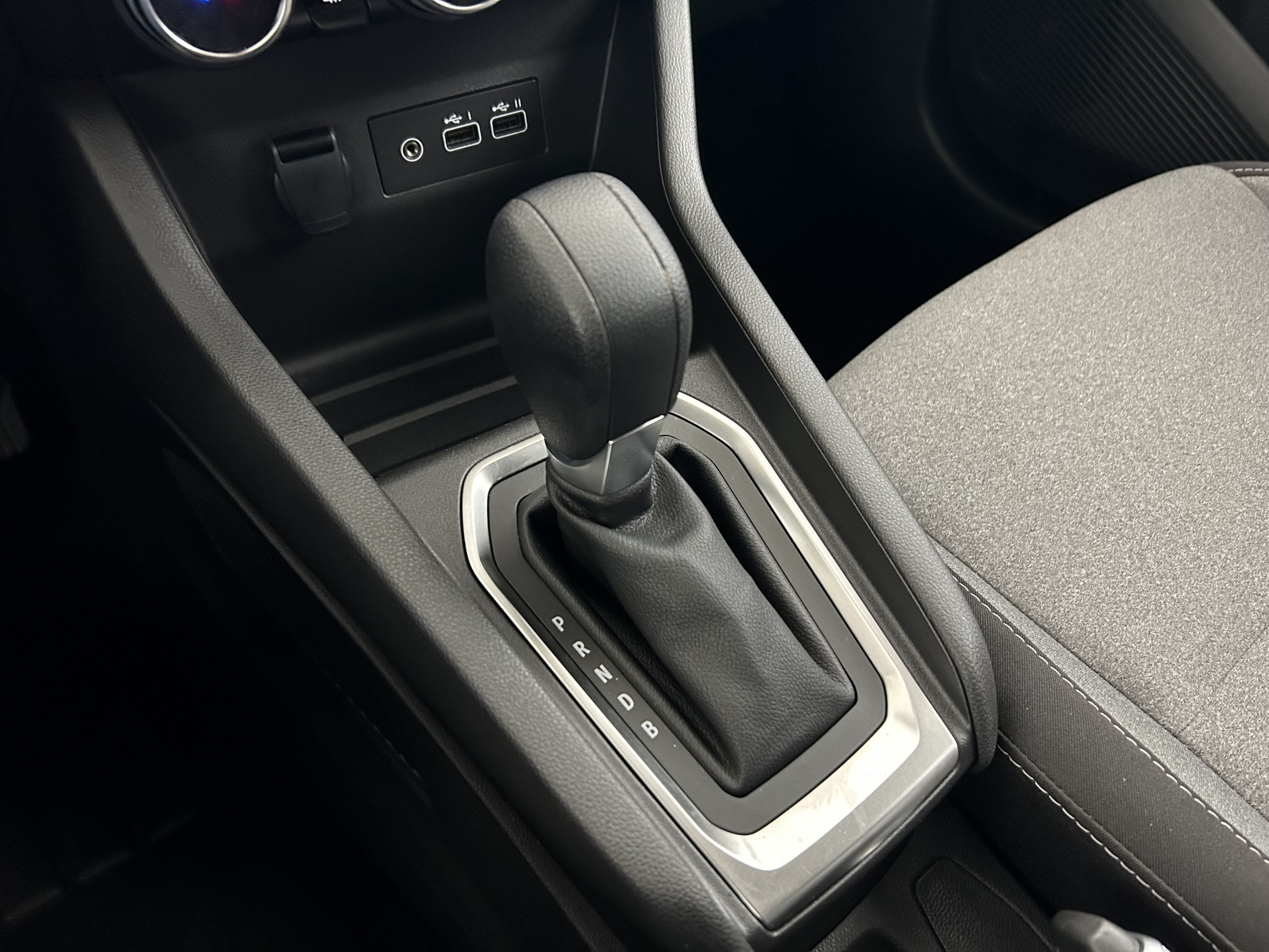 Vente en ligne Renault Clio 5 Clio E-Tech full hybrid 145 ch GSR2 au prix de 19 990 €