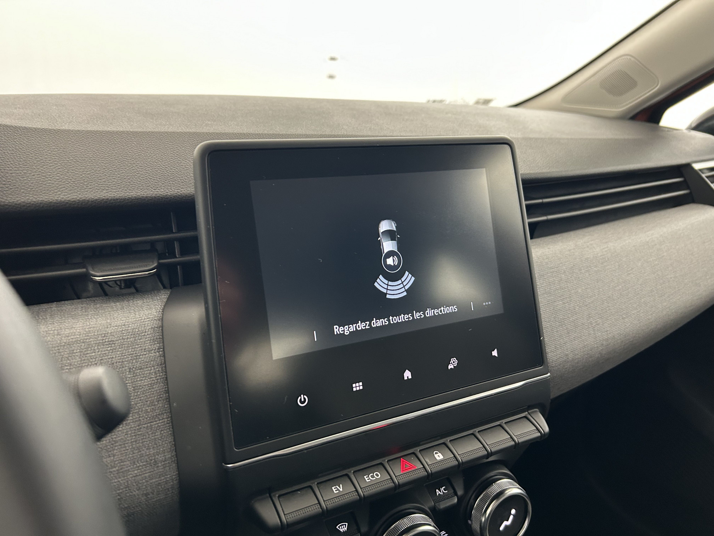 Vente en ligne Renault Clio 5 Clio E-Tech full hybrid 145 ch GSR2 au prix de 19 990 €